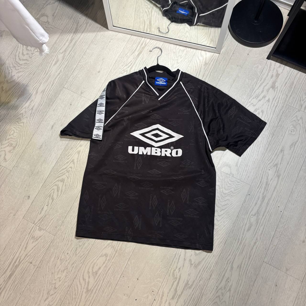 ウェア palace umbro jersey 24ss 24SS PALACE UMBRO Jersey Black SIZE S