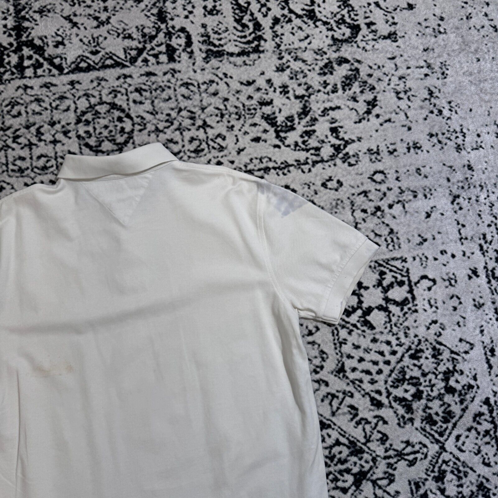 Tommy Hilfiger × Vintage Vintage Tommy Hilfiger White Cotton Polo Shirt Size L 90s Size US L / EU 52-54 / 3 - 10 Thumbnail