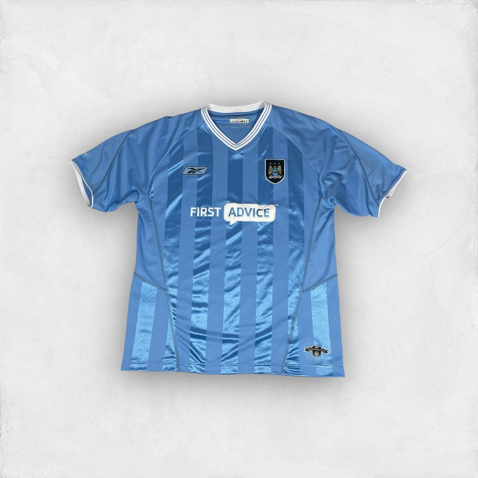 Reebok × Vintage Reebok Men's Blue V-Neck Manchester City F.C. Jersey Large Size US L / EU 52-54 / 3 - 1 Thumbnail