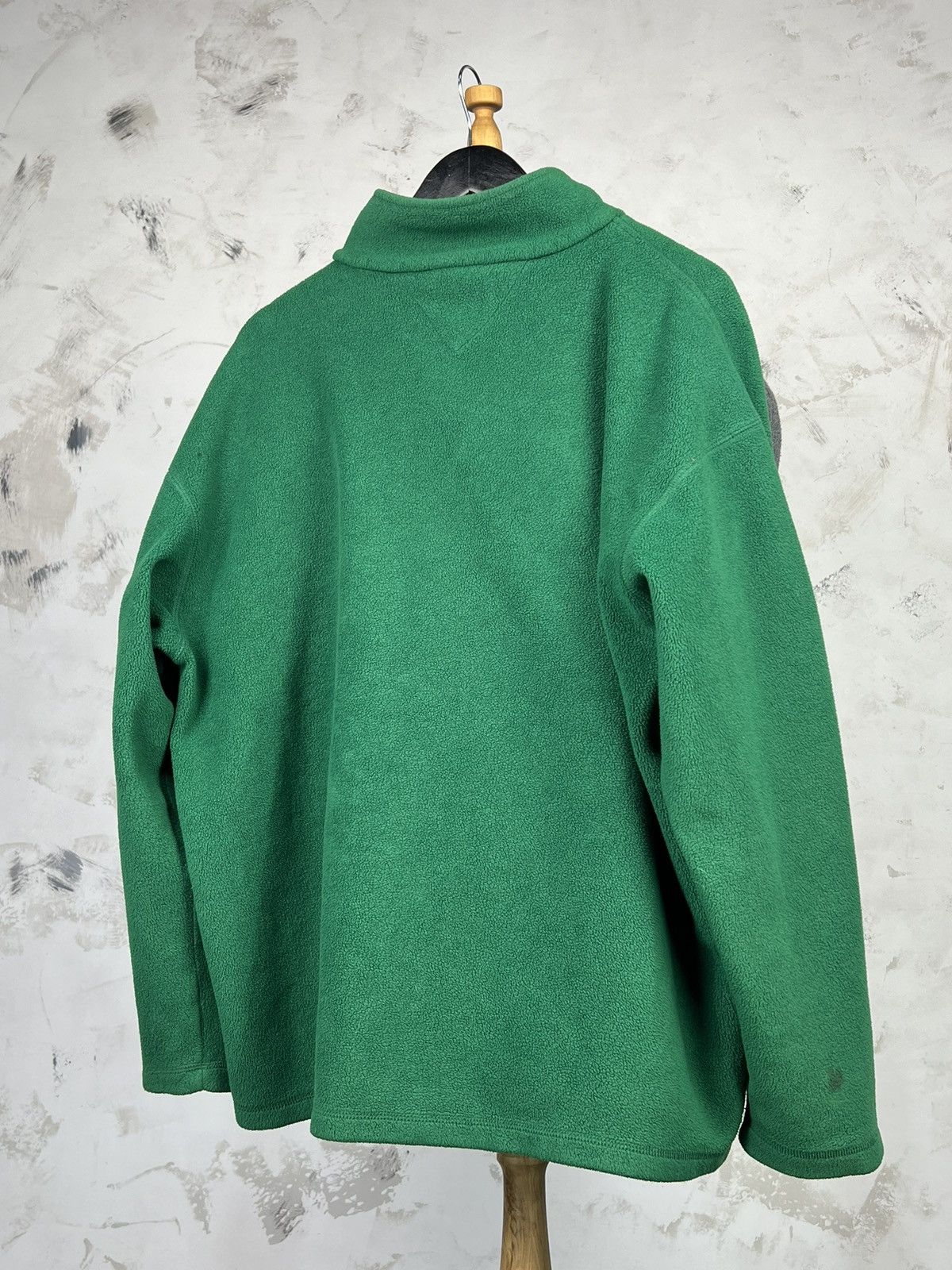 Tommy Hilfiger Vintage Tommy Hilfiger Athletics Fleece Jacket Size L - XL Size US XL / EU 56 / 4 - 5 Thumbnail