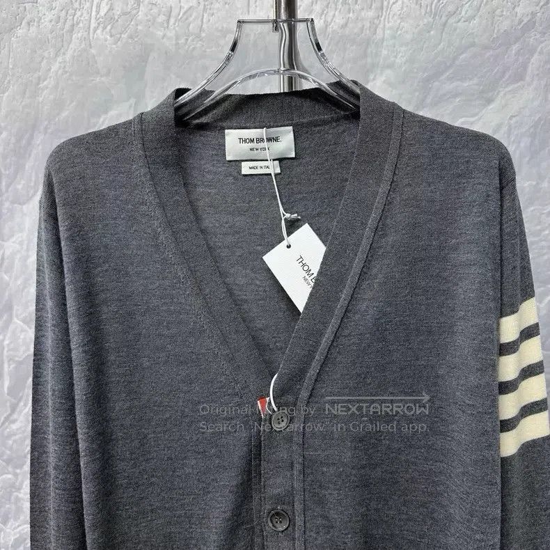 Thom Browne Thom Browne Striped V-neck cardigan, woolen Size US M / EU 48-50 / 2 - 3 Thumbnail