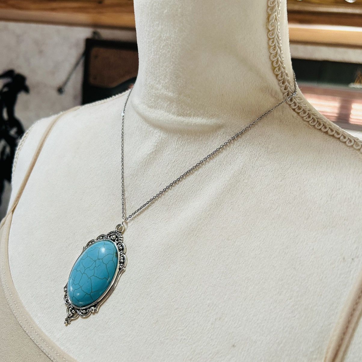Handmade Handcrafted turquoise dyed howlite cabochon stone necklace Size ONE SIZE - 4 Thumbnail