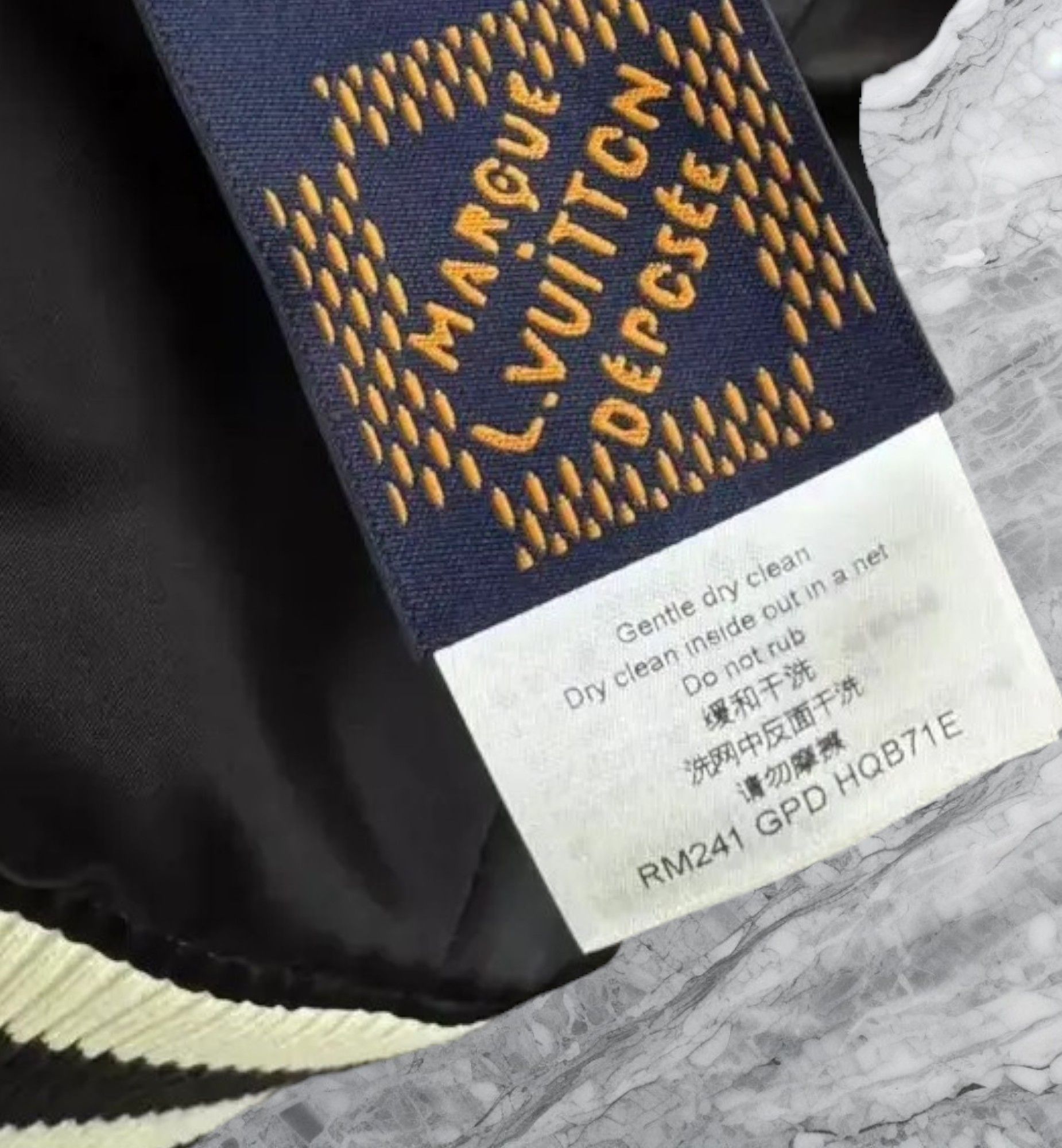 Louis Vuitton Louis Vuitton LV Embroidered Nylon Baseball Blouson Jacket Size US M / EU 48-50 / 2 - 6 Thumbnail