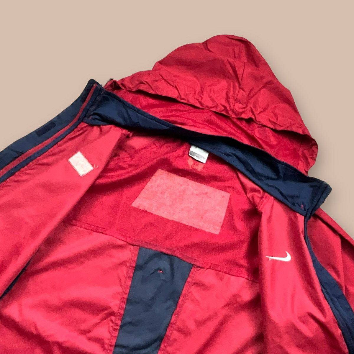 Nike Nike Windbreaker USA Track&Field Y2K Olympic Red Jacket Size US L / EU 52-54 / 3 - 12 Thumbnail