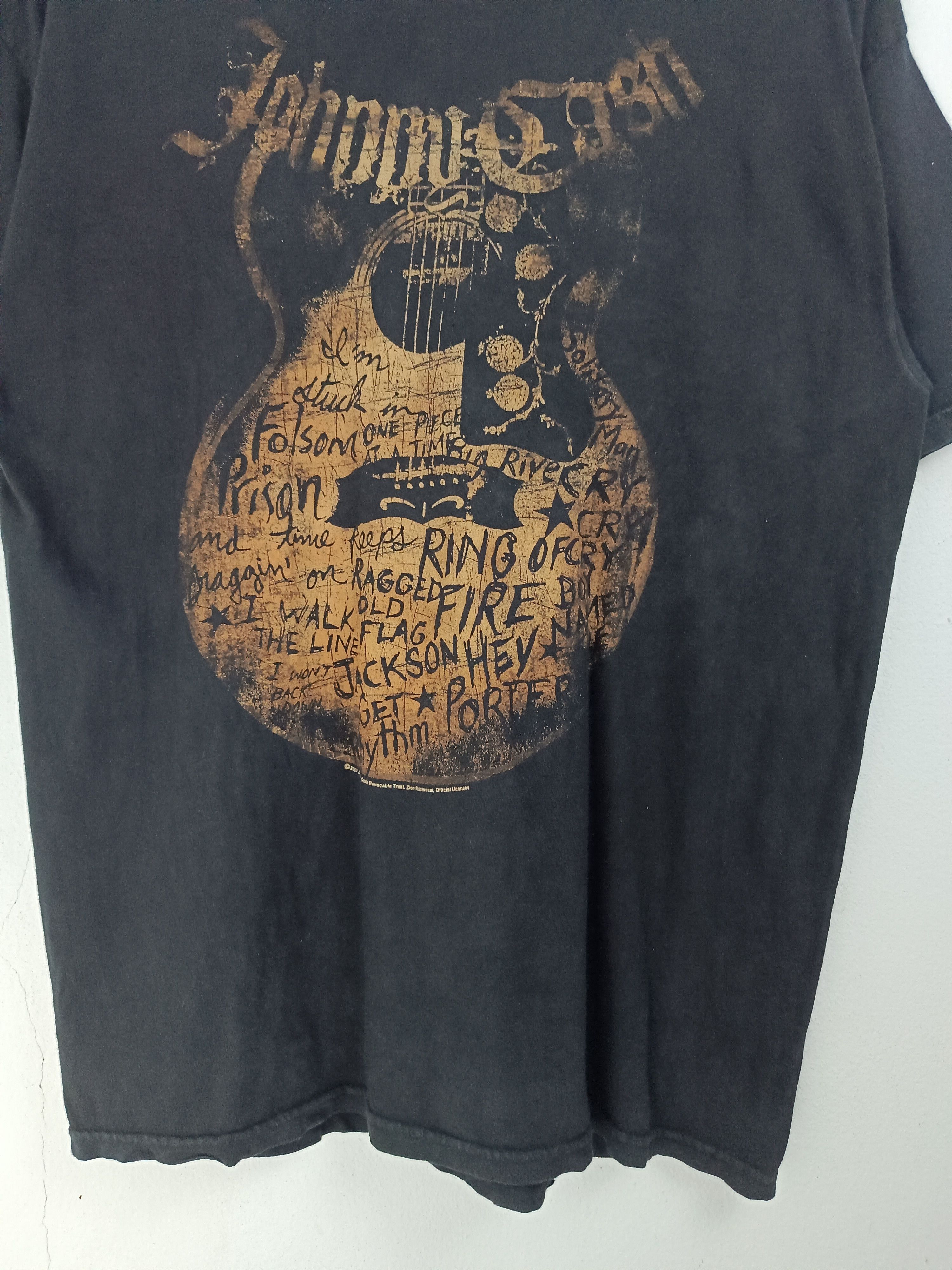 Band Tees VINTAGE '07 JOHNNY CASH GUITAR TEE dylan elvis neil young Size US L / EU 52-54 / 3 - 10 Thumbnail