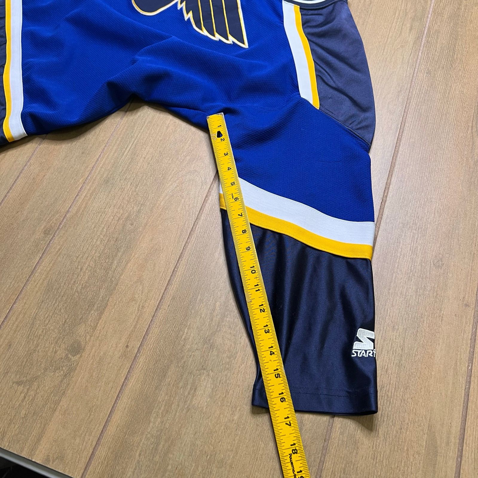 Starter Youth St. Louis Blues Starter NHL Hockey Jersey Blue L/XL Size US S / EU 44-46 / 1 - 7 Thumbnail