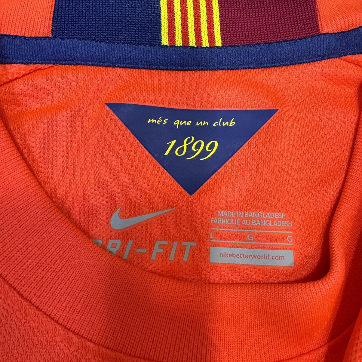 Other Barcelona 14/15 away shirt #23 Vermaelen Size US L / EU 52-54 / 3 - 6 Thumbnail