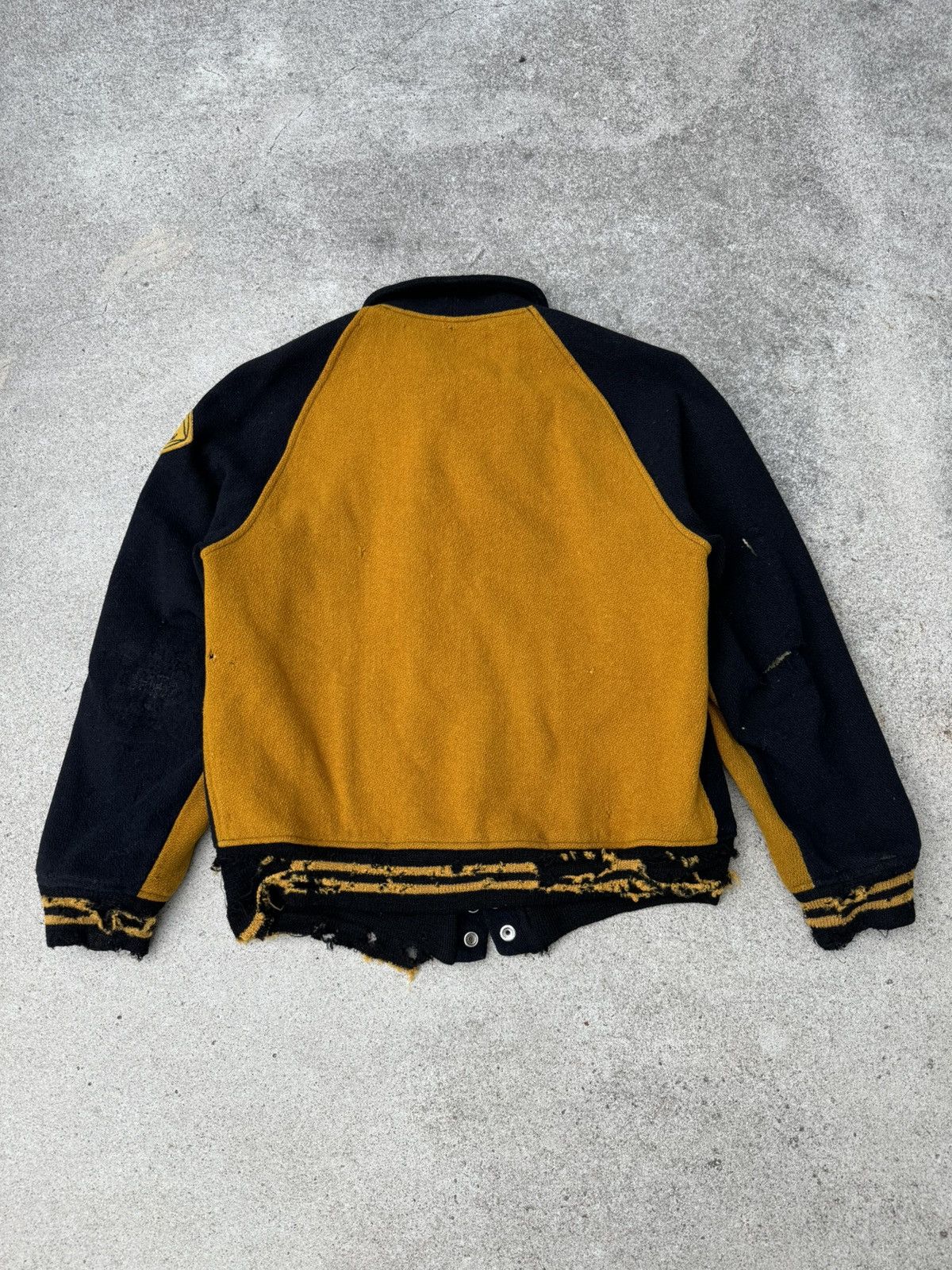 Vintage Vintage 50s Distressed Grunge Wool Patches Bomber Jacket S/M Size US M / EU 48-50 / 2 - 2 Thumbnail