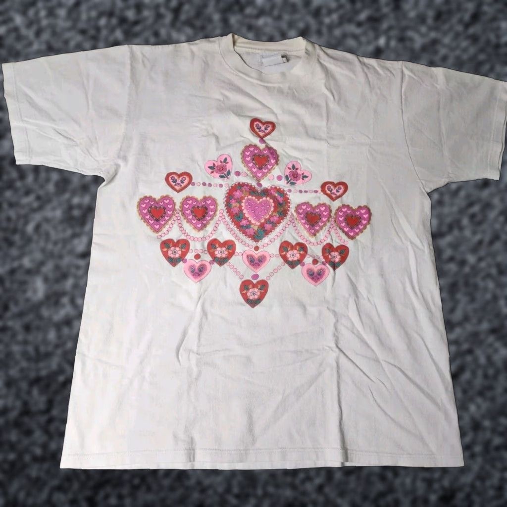 Vintage VINTAGE MBC Quilted Heart Grandma Short Sleeve T Shirt Adult XL Ivory Size US XL / EU 56 / 4 - 1 Thumbnail