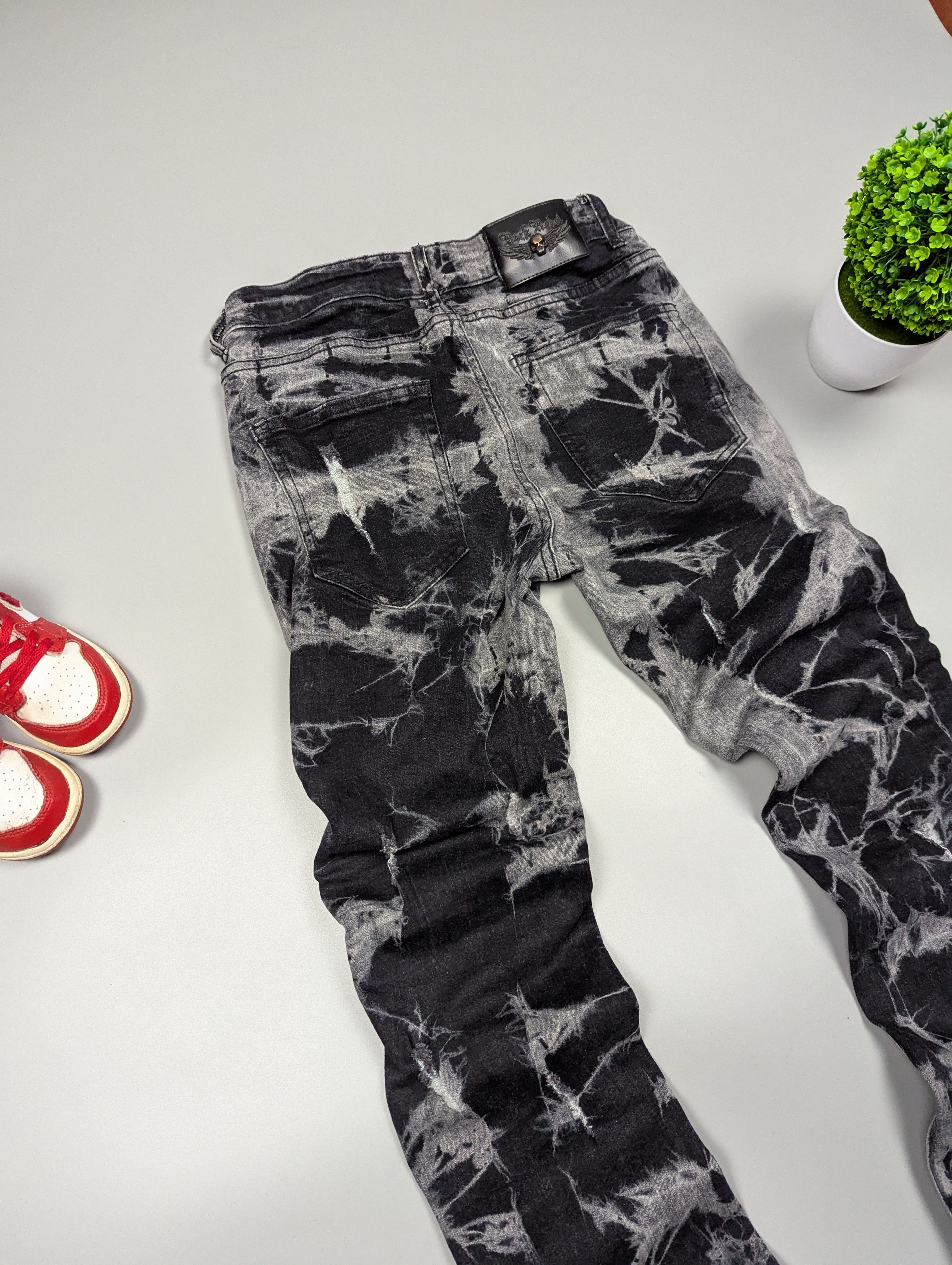 Hysteric Glamour ROCK REBEL Distressed Black/Gray Skinny Jeans With Skulls Size US 31 - 12 Thumbnail
