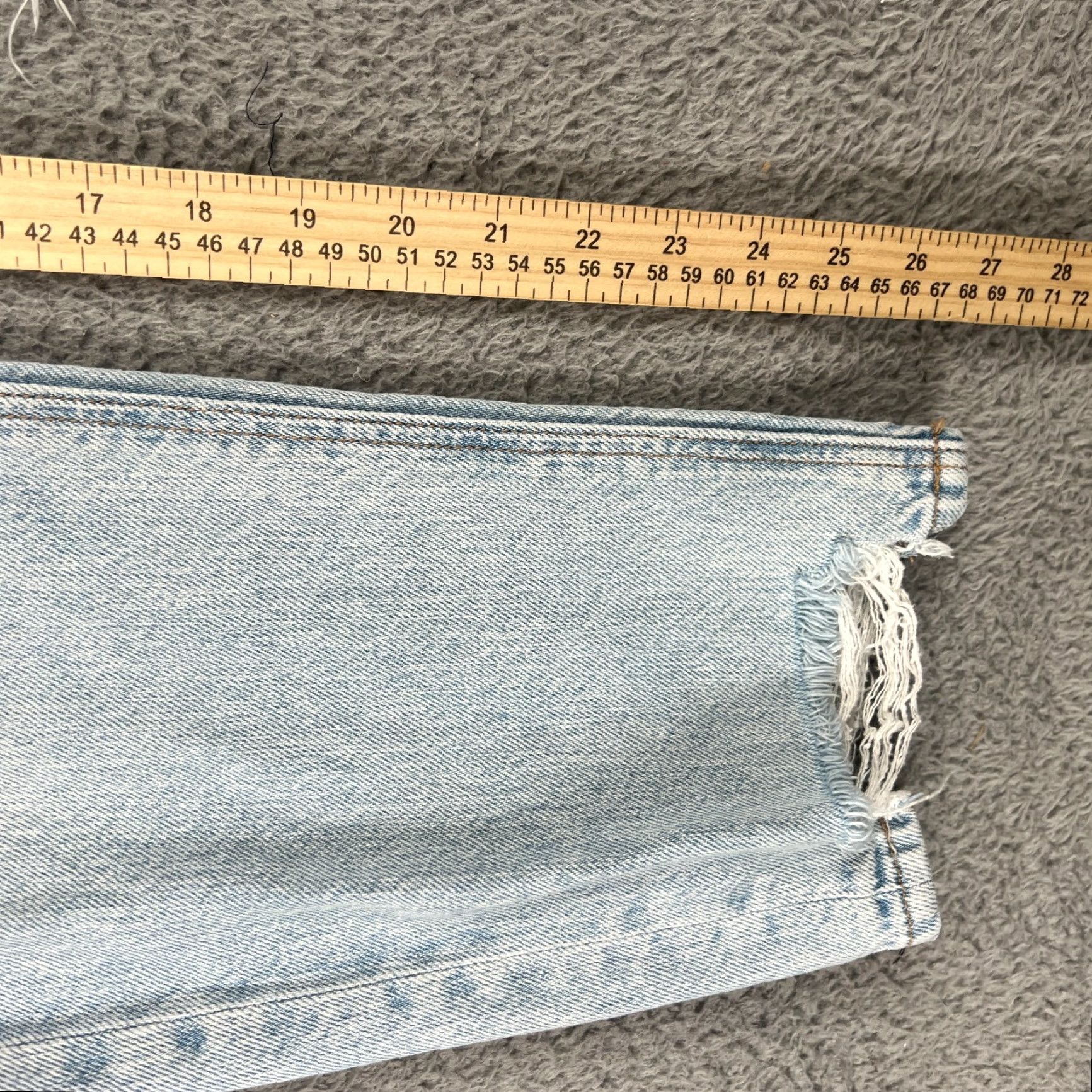 American Eagle Outfitters VINTAGE American Eagle Womens Jeans Boyfriend 4 Light Wash High Rise 90s Distressed Denim Size 27" / US 4 / IT 40 - 4 Thumbnail
