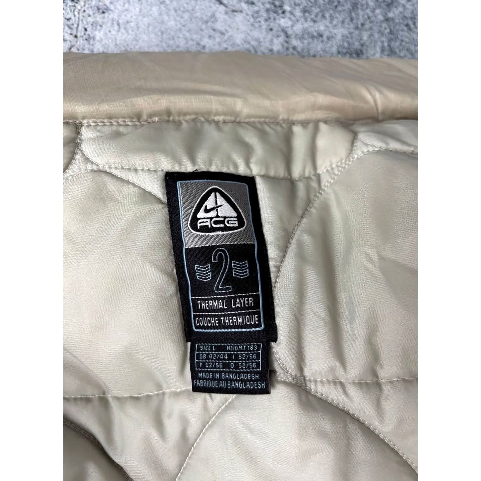 Nike Nike Quilted Jacket Mens Outer Layer L Ivory Polyester Long Sleeve Size US L / EU 52-54 / 3 - 4 Thumbnail