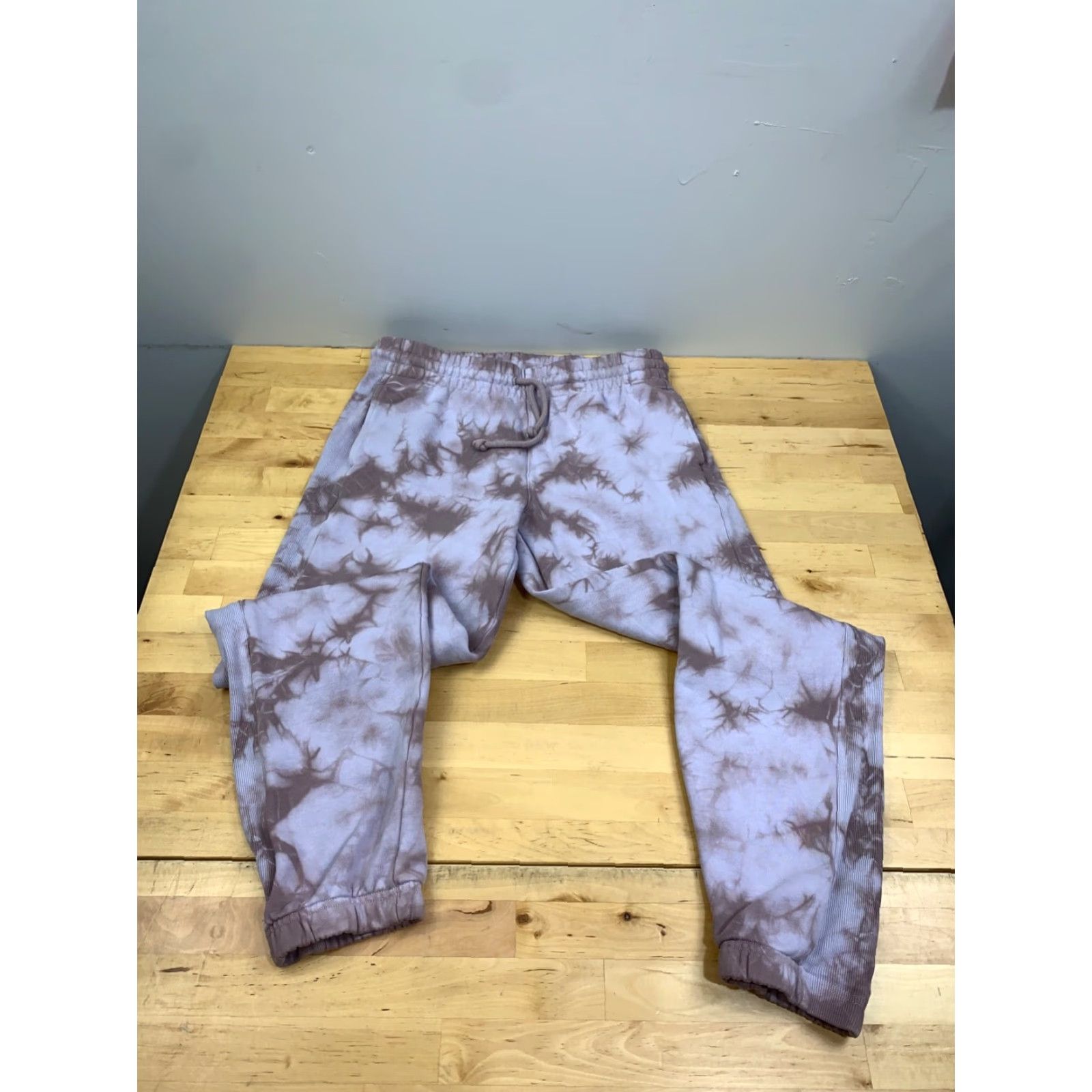Aritzia Aritzia TNA Cozy Sweatpants Womens S Purple Small Casual Pockets Drawstring Size ONE SIZE - 2 Thumbnail