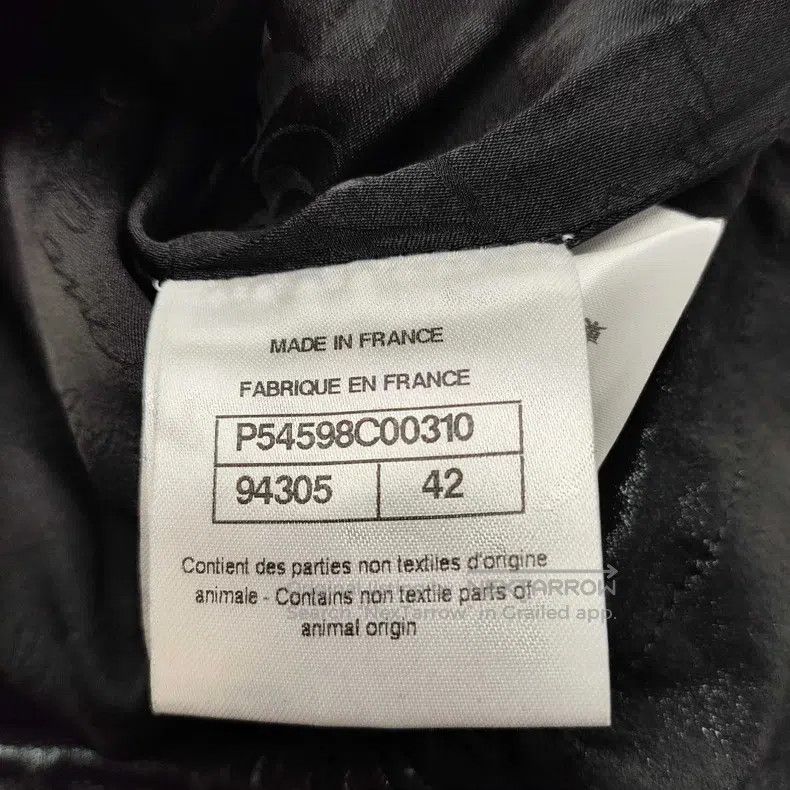Chanel Chanel Black sheepskin jacket Size M / US 6-8 / IT 42-44 - 4 Thumbnail