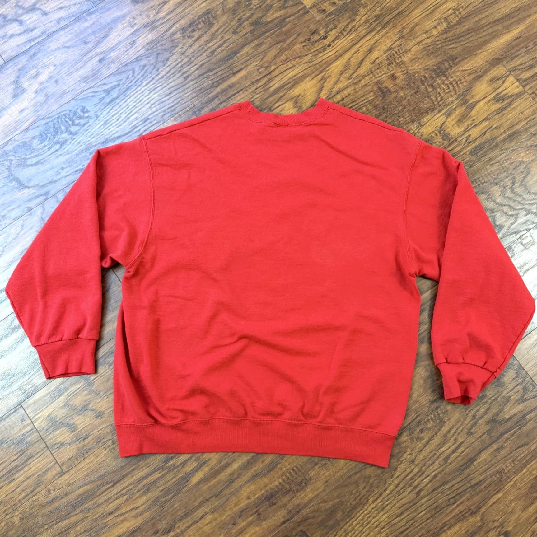 Disney VINTAGE Disney Sweatshirt Mens XL Red Mickey Santa Christmas Tis the Season 5050 Embroidered Graphic Print Crew Neck Fleece Pullover Holiday Clothing Size US XL / EU 56 / 4 - 4 Thumbnail