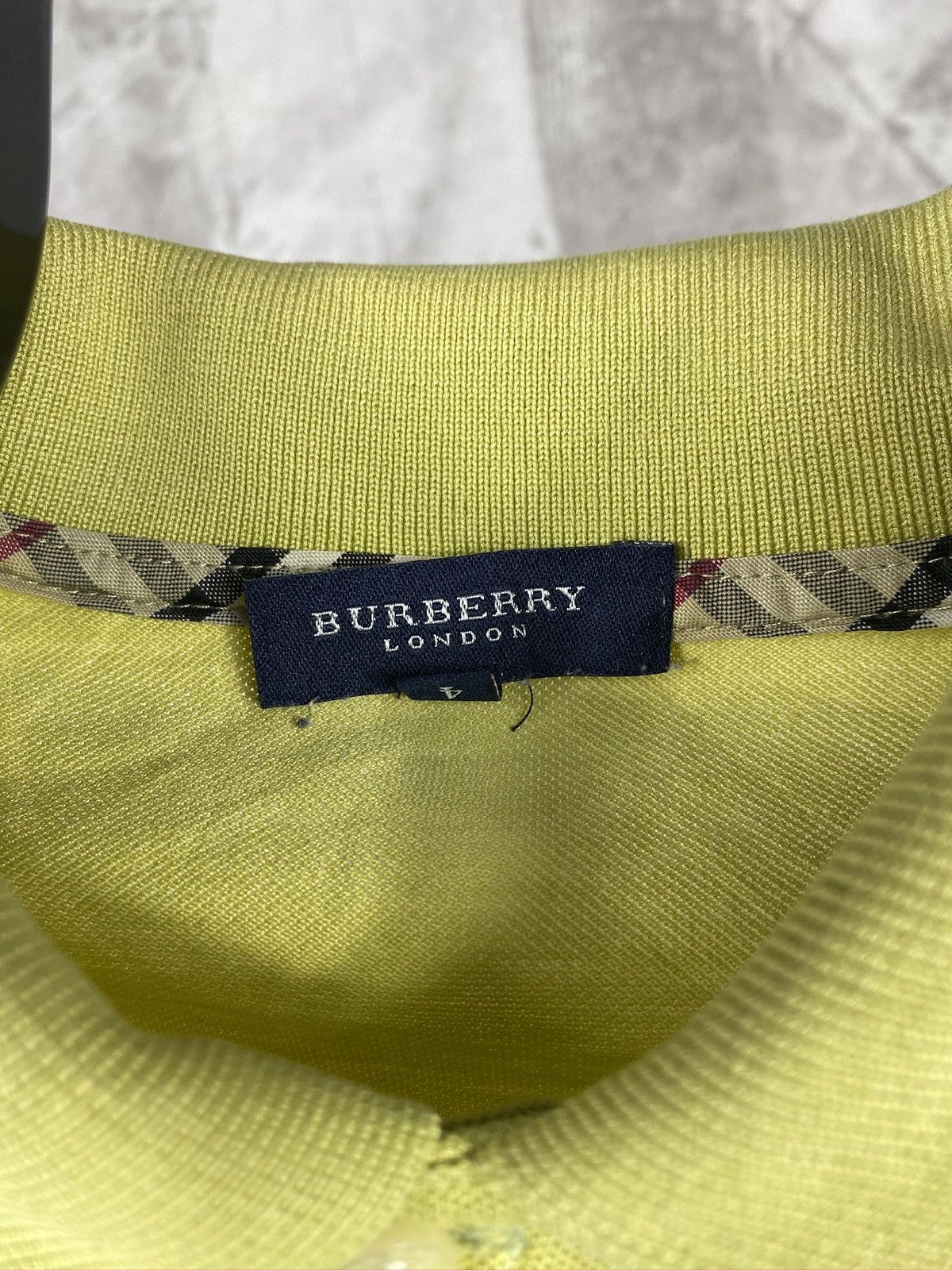 Burberry × Vintage Burberry green Polo embroidered logo luxury premium oldmoney Size US S / EU 44-46 / 1 - 5 Thumbnail
