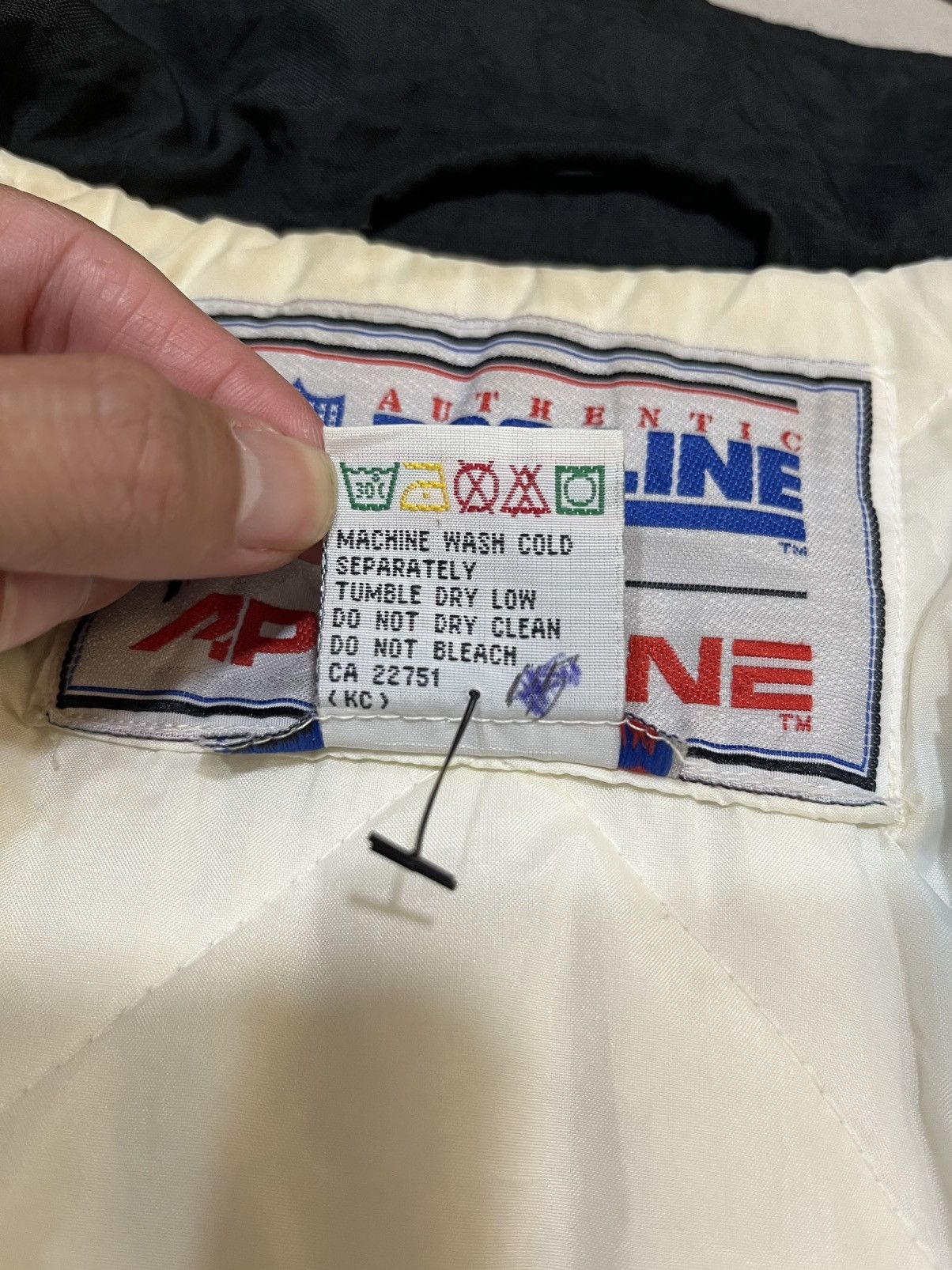 NFL 🔥Vtg 90s Washington Redskin NFL Jacket by Apex One Pro Line Size US M / EU 48-50 / 2 - 12 Thumbnail