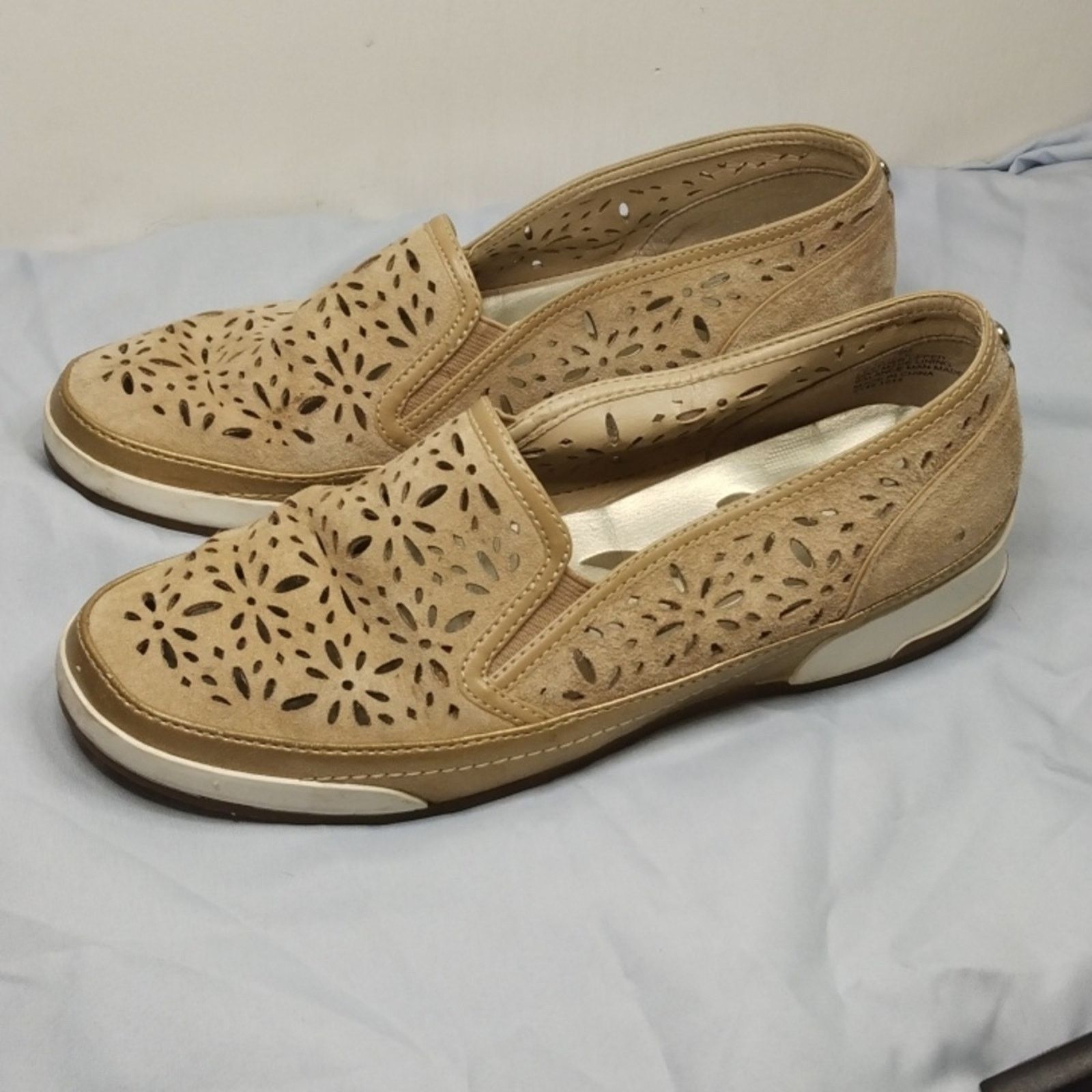 Anne Klein Anne Klein Comfort Slip On Womens Keaton Pattern Flower 8 Size US 8 / IT 38 - 1 Thumbnail