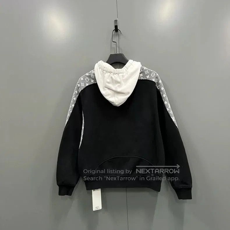 Louis Vuitton Louis Vuitton Hoodie with Monogram Print. Size US M / EU 48-50 / 2 - 2 Thumbnail