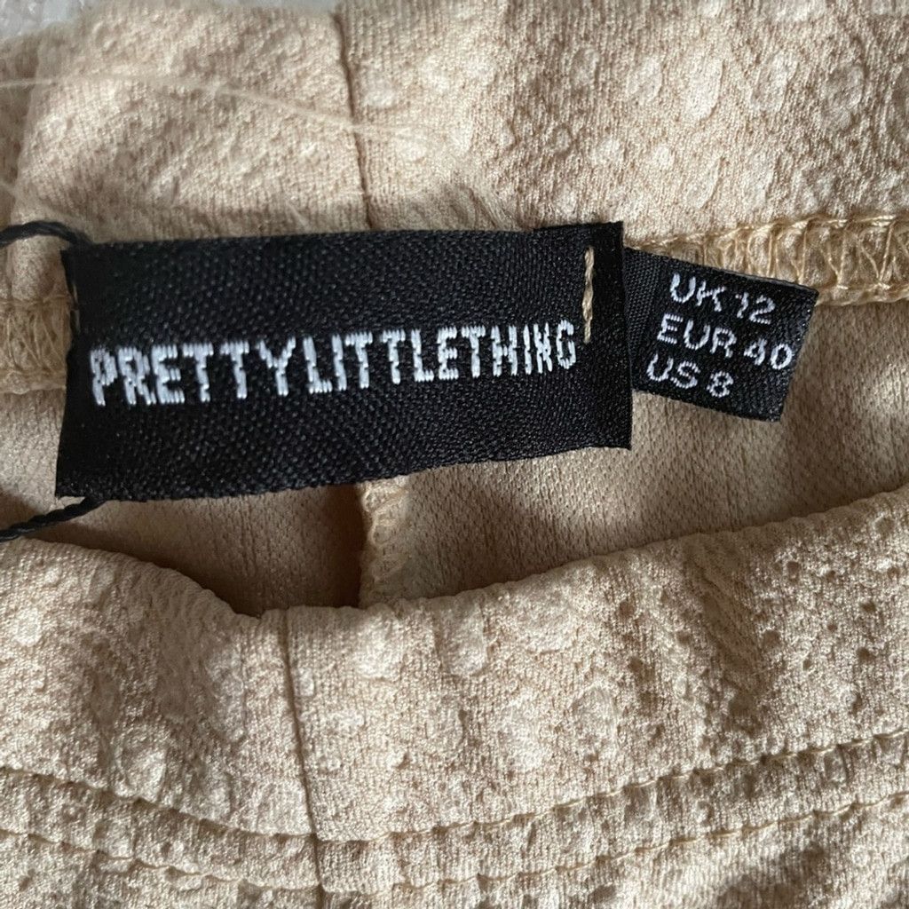 PrettyLittleThing PrettyLittleThing Tan Stone Croc Print Cycle Shorts Size 8 Size 30" / US 8 / IT 44 - 4 Thumbnail