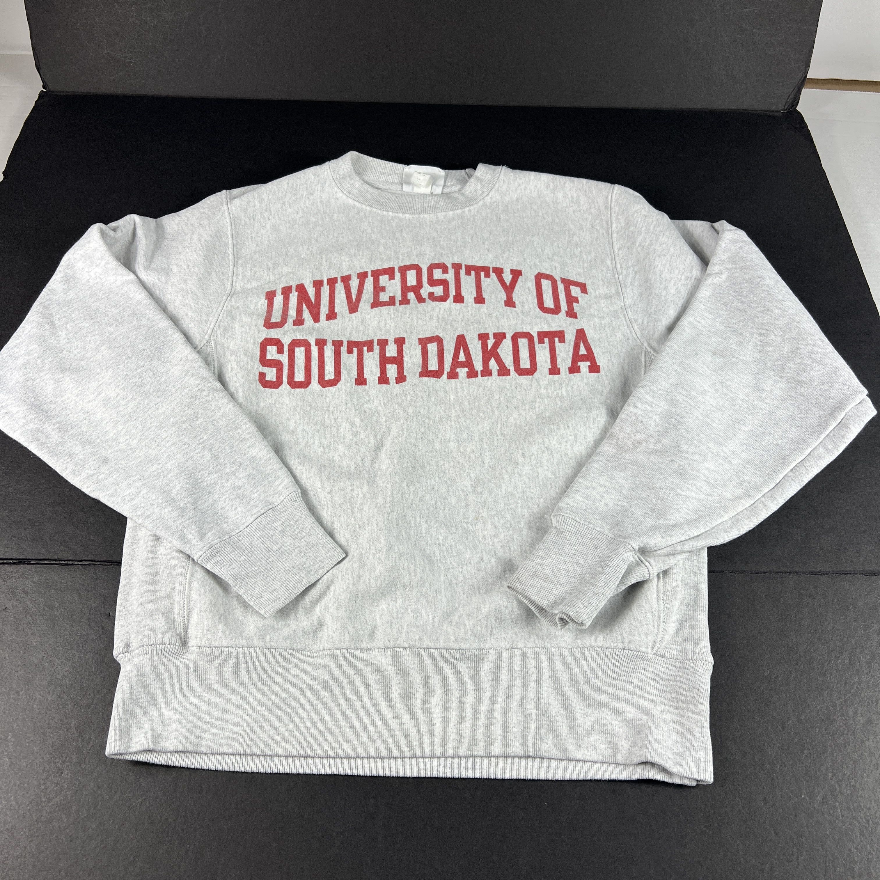 Champion × NCAA × Vintage Champion Reverse Weave South Dakota Coyotes Grey Crewneck Size US S / EU 44-46 / 1 - 1 Thumbnail