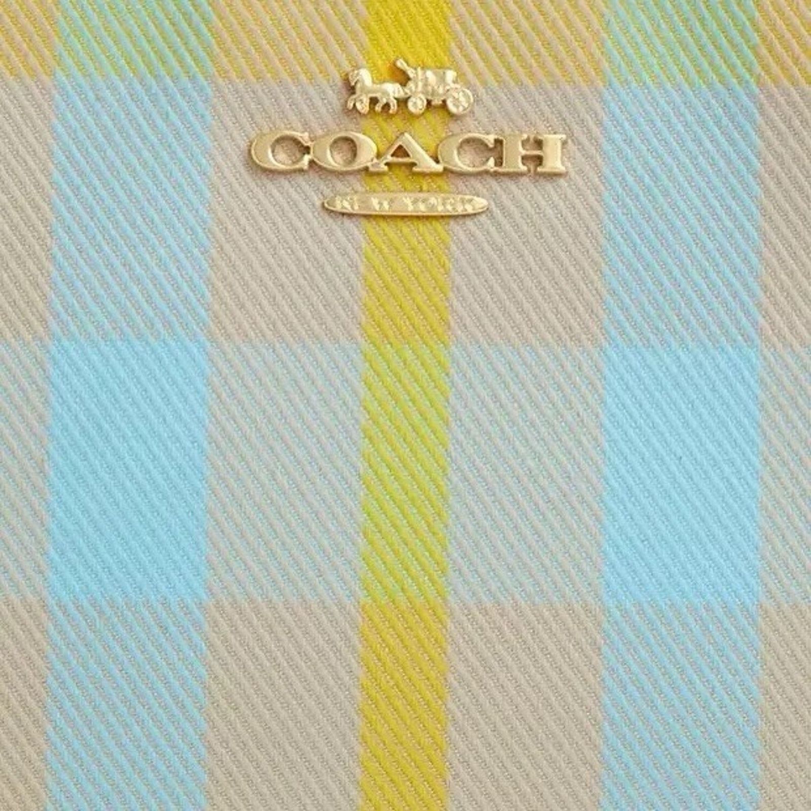 Coach NWT Coach Corner Zip Wristlet CBP18 Bright Maize Size ONE SIZE - 7 Thumbnail