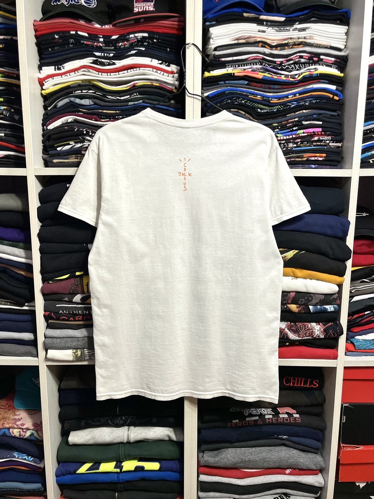Travis Scott Travis Scott Cactus Jack Flame Logo T-Shirt Size S White Size US S / EU 44-46 / 1 - 11 Thumbnail