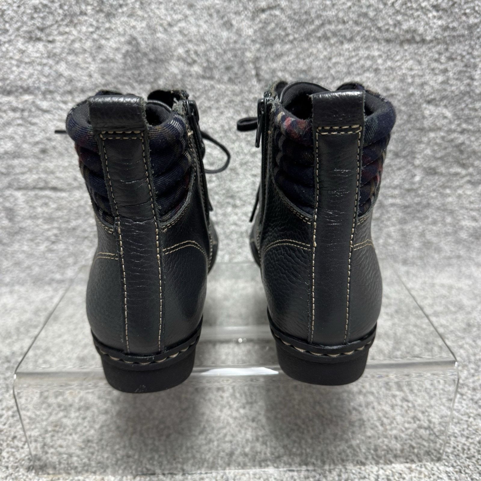 Clarks Clarks Boots Womens Size 7 Grunge Combat Ankle Leather Size US 7 / IT 37 - 5 Thumbnail