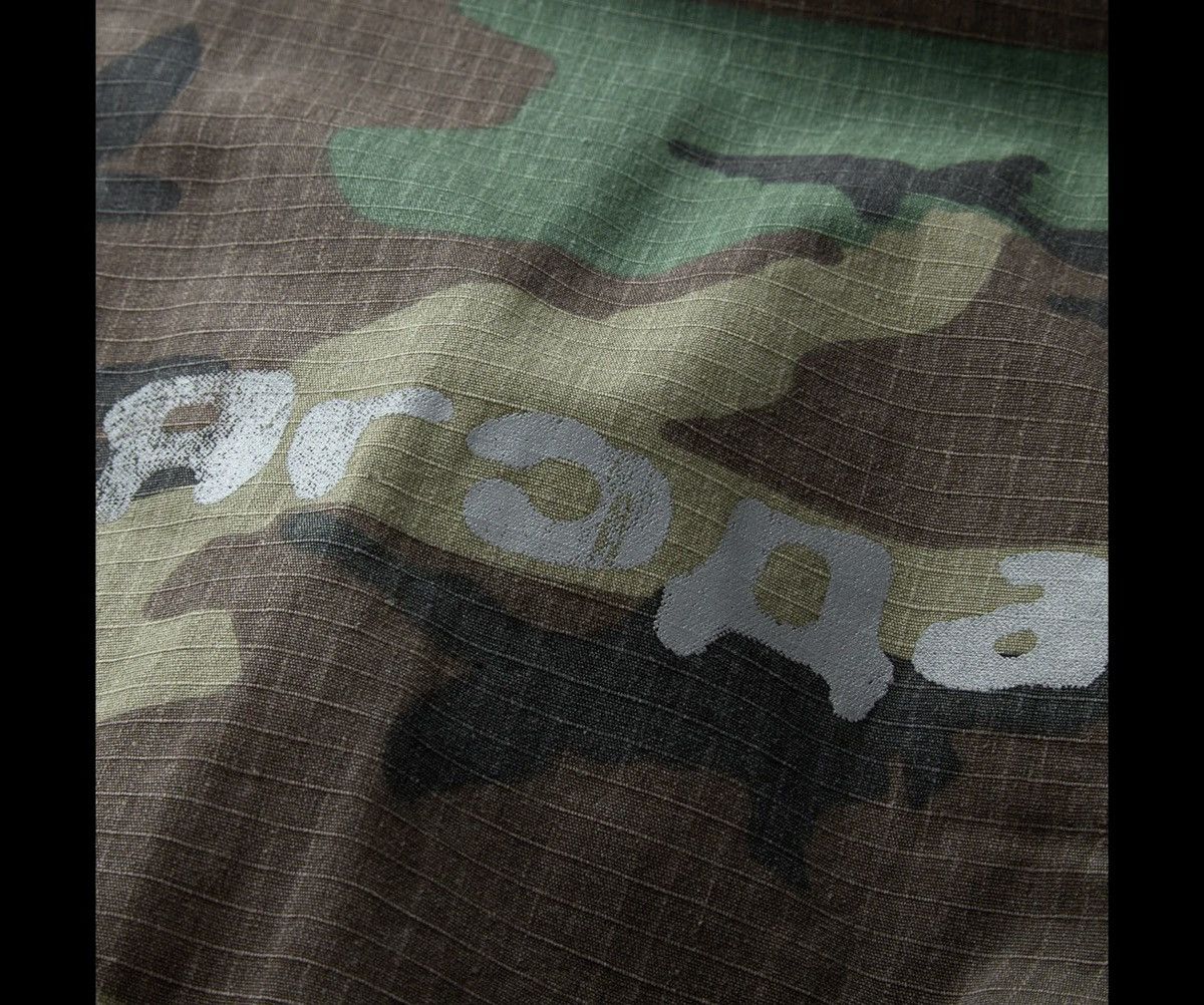 The GV Gallery Camo Hooded Jacket Raspberry GV Gallery Size US M / EU 48-50 / 2 - 3 Thumbnail