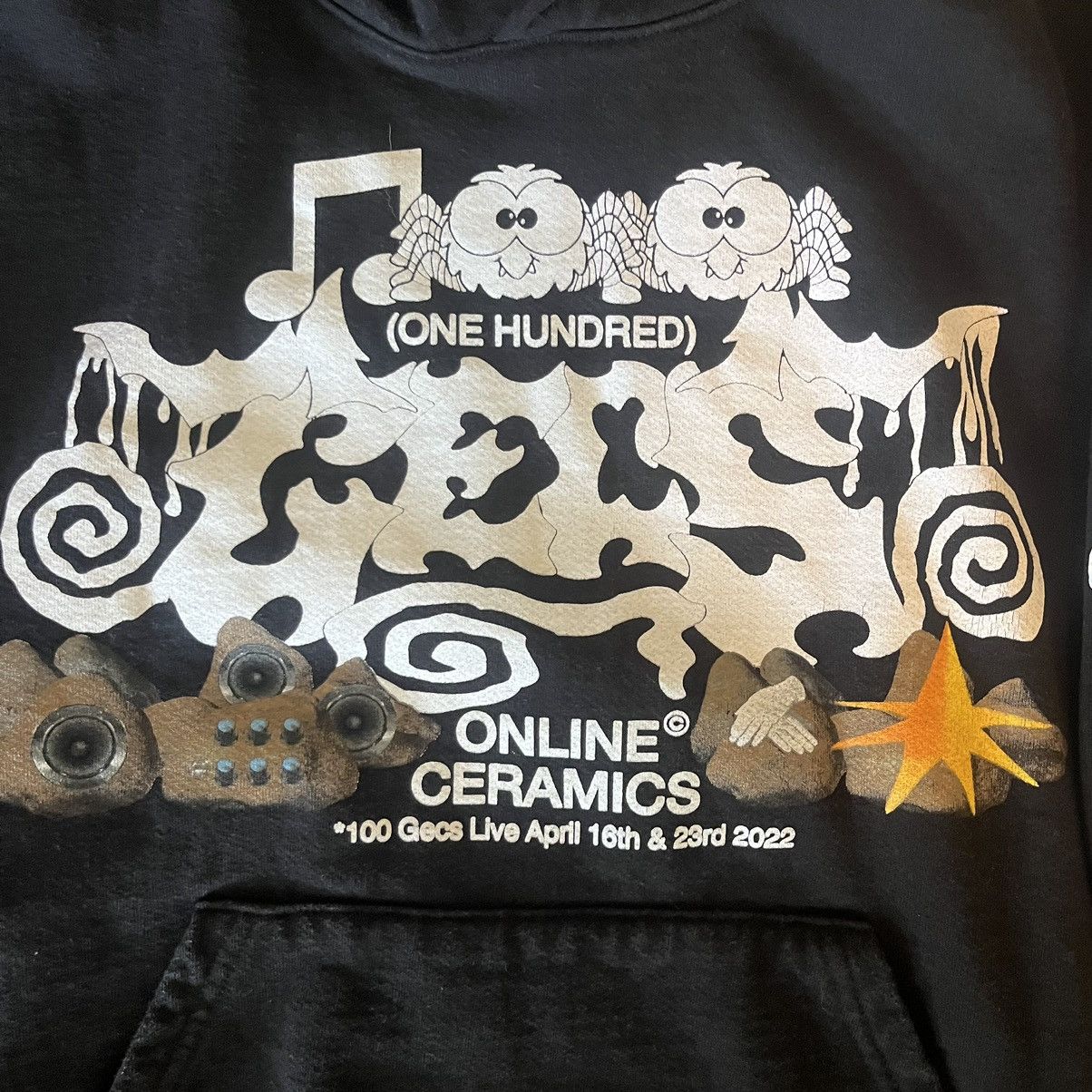 Online Ceramics 100 gecs x Online Ceramics Coachella 2022 Graphic Hoodie Size US M / EU 48-50 / 2 - 3 Thumbnail