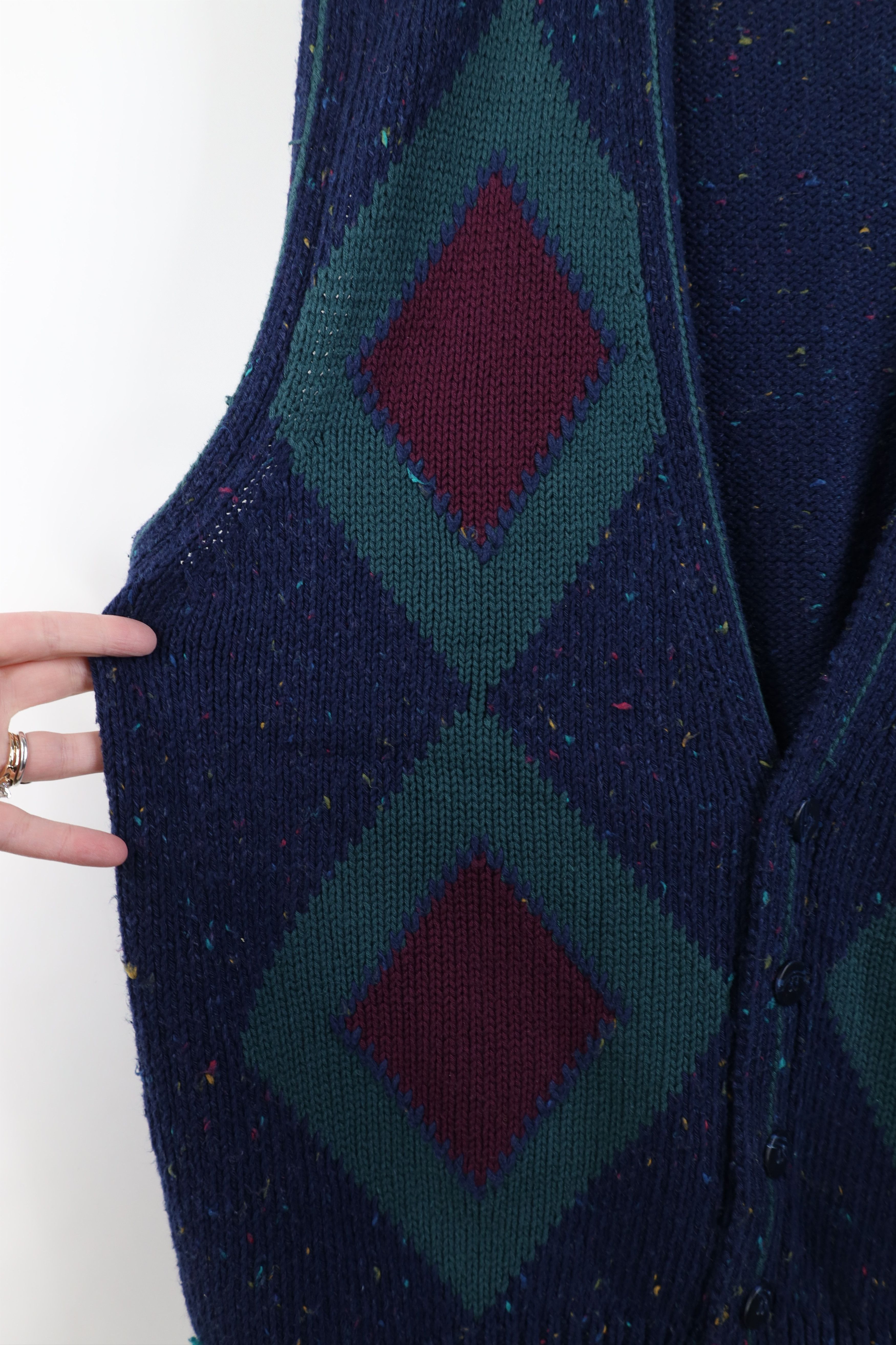 Vintage Vintage 90s Streetwear Diamond Knit Cardigan Sweater Vest Size US XL / EU 56 / 4 - 4 Thumbnail
