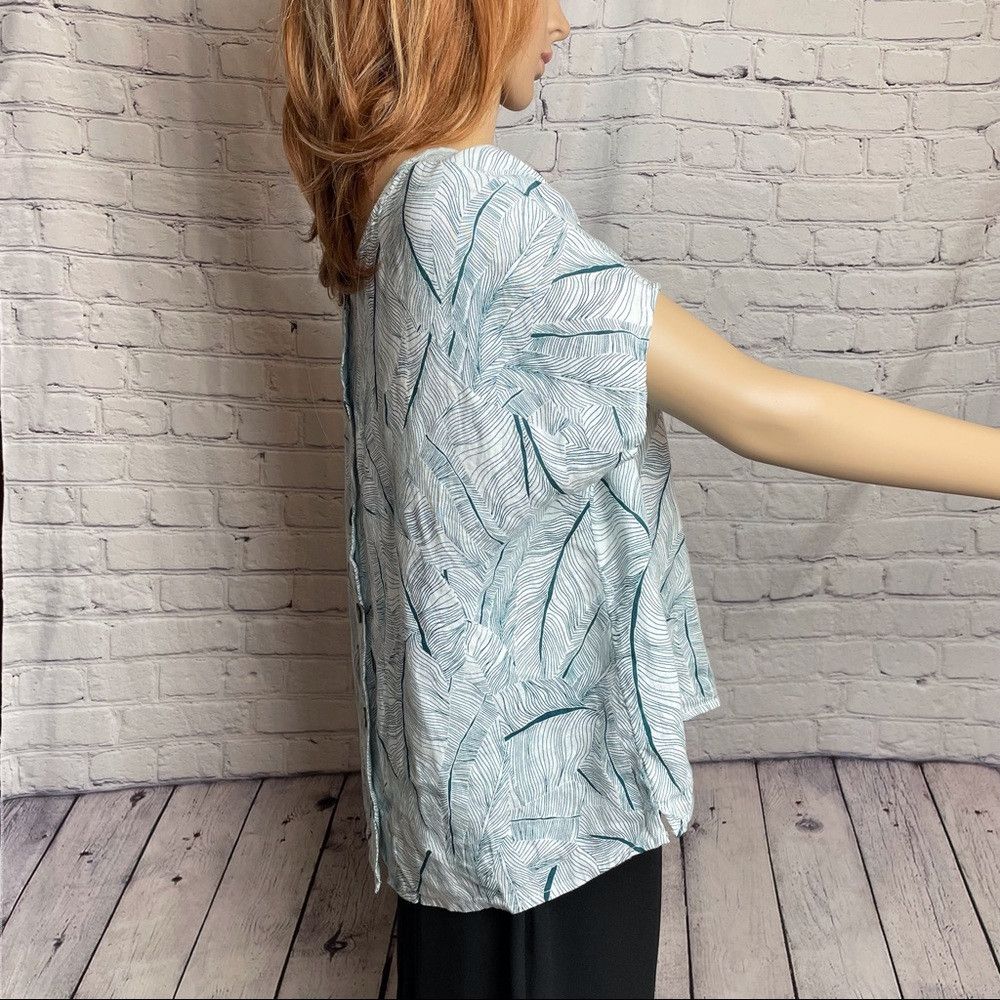 Elie Tahari NWT New Tahari Linen Top Feathers Print Size L Size L / US 10 / IT 46 - 3 Thumbnail