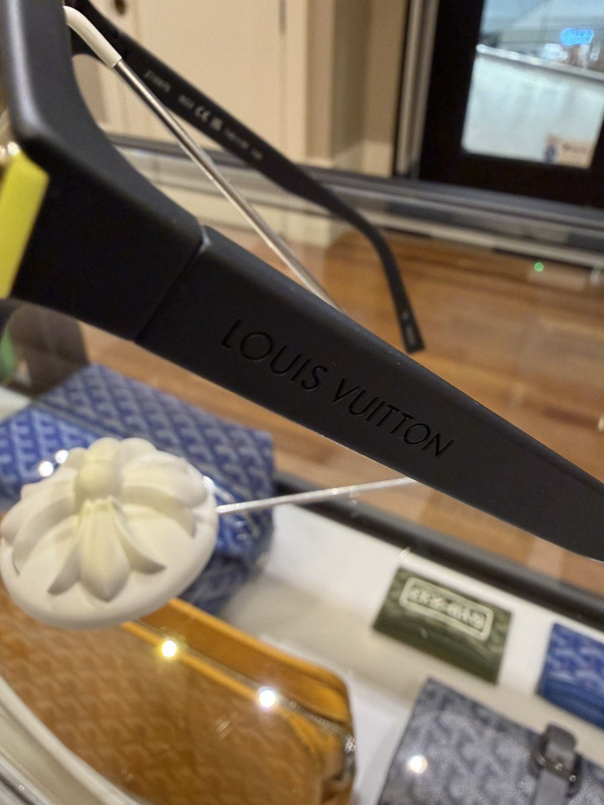 Louis Vuitton Louis Vuitton Noir en Metal Monogram Glasses Size ONE SIZE - 5 Thumbnail