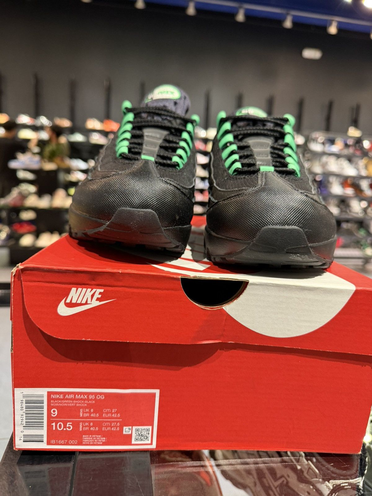 Nike Size 9 - Nike Air Max 95 OG Big Bubble Black Green Shock Size US 9 / EU 42 - 9 Thumbnail