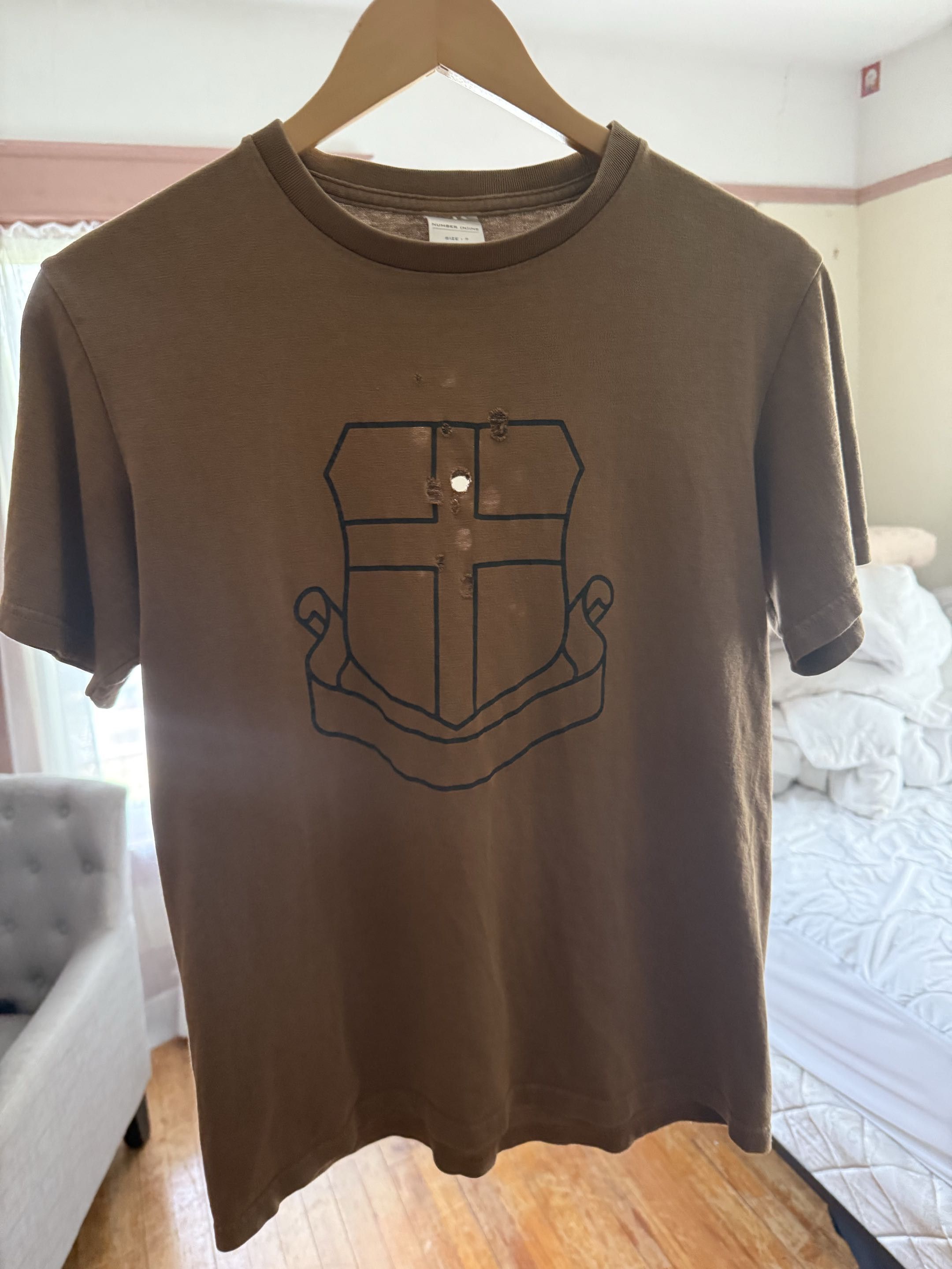 Number (N)ine AW01 'STANDARDS' Shield T-Shirt (REPRINT) | Grailed