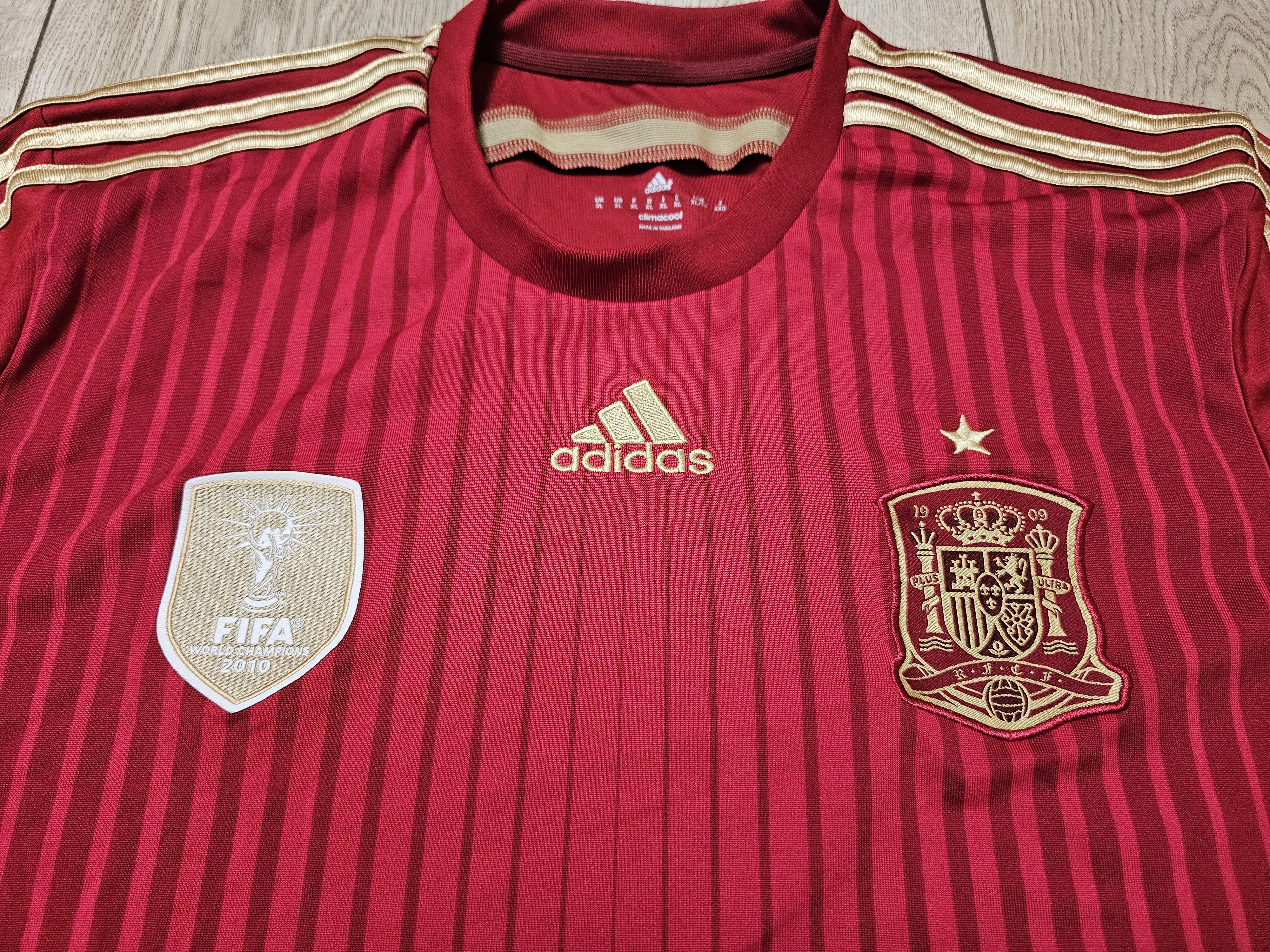 Adidas SPAIN 2014 2015 HOME FOOTBALL SHIRT ESPANIA SOCCER JERSEY Size US XL / EU 56 / 4 - 3 Thumbnail