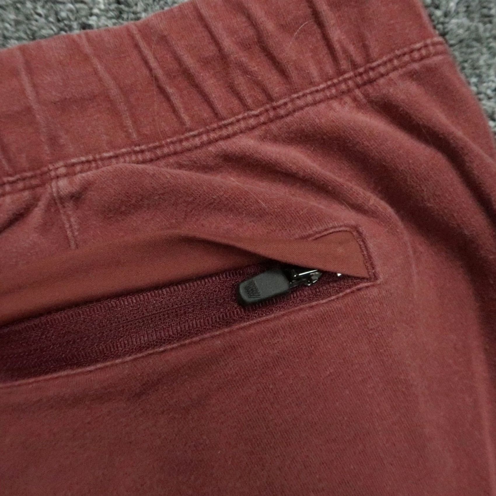 Vintage Mack Weldon Pants Mens 2XL Red Athletic Tapered Jogger Pockets Zip Pocket Inseam 31in Elastic Waist Casual Activewear Shirtless? Size US 39 - 5 Thumbnail