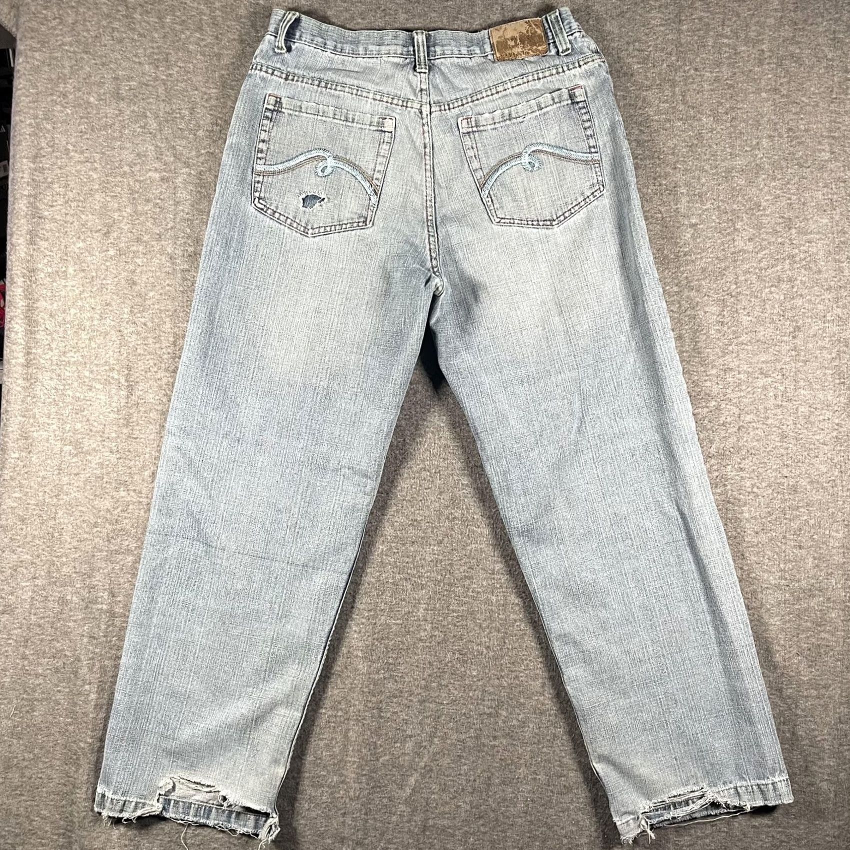 Denime BKLYN Jeans Mens 36x34 Light Wash Blue Denim Straight Leg Distressed Pockets Baggy Relaxed Vintage No Size US 36 / EU 52 - 3 Thumbnail