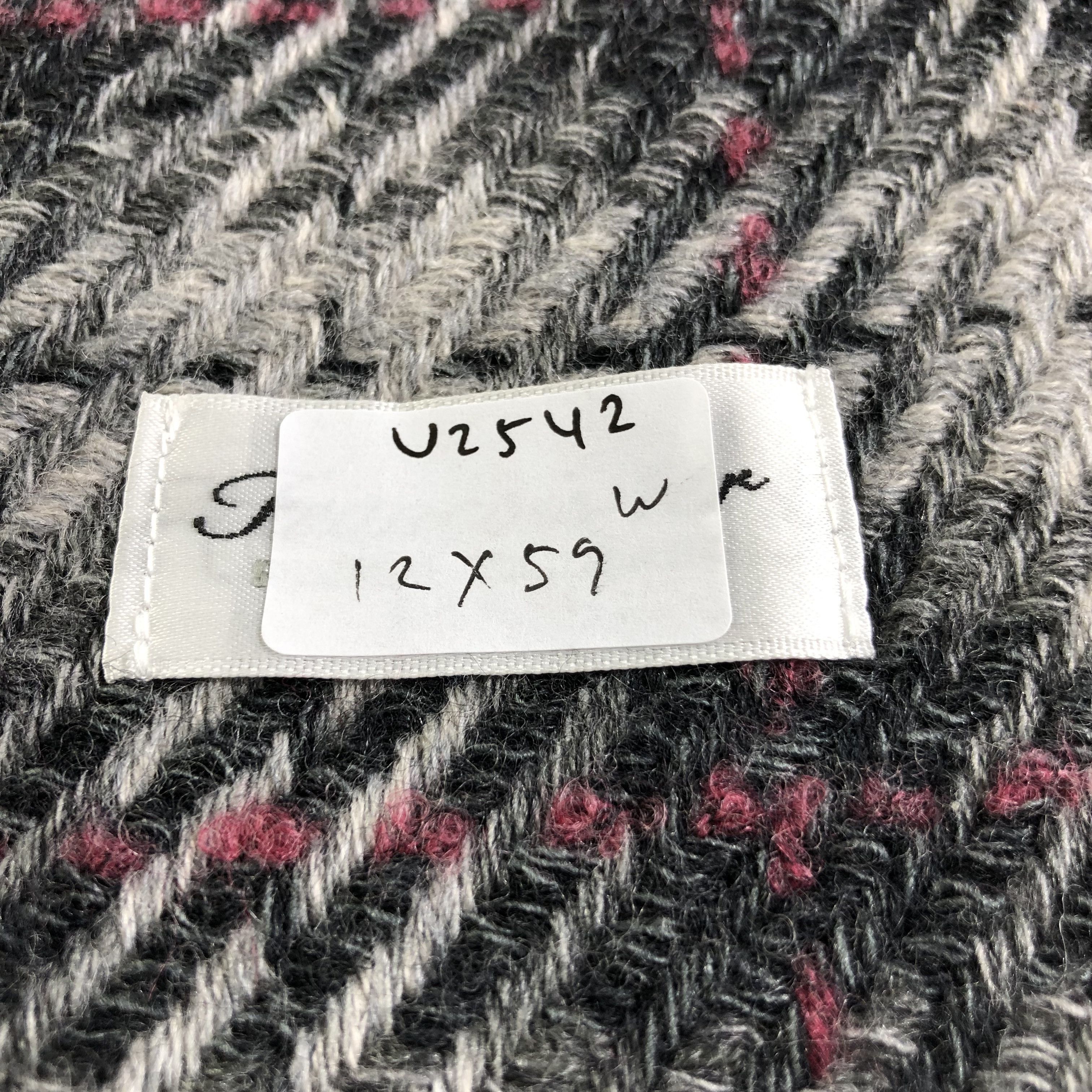 Pierre Balmain Pierre Balmain Tartan Wool Scarf Muffler Neckwear V2542 Size ONE SIZE - 5 Thumbnail