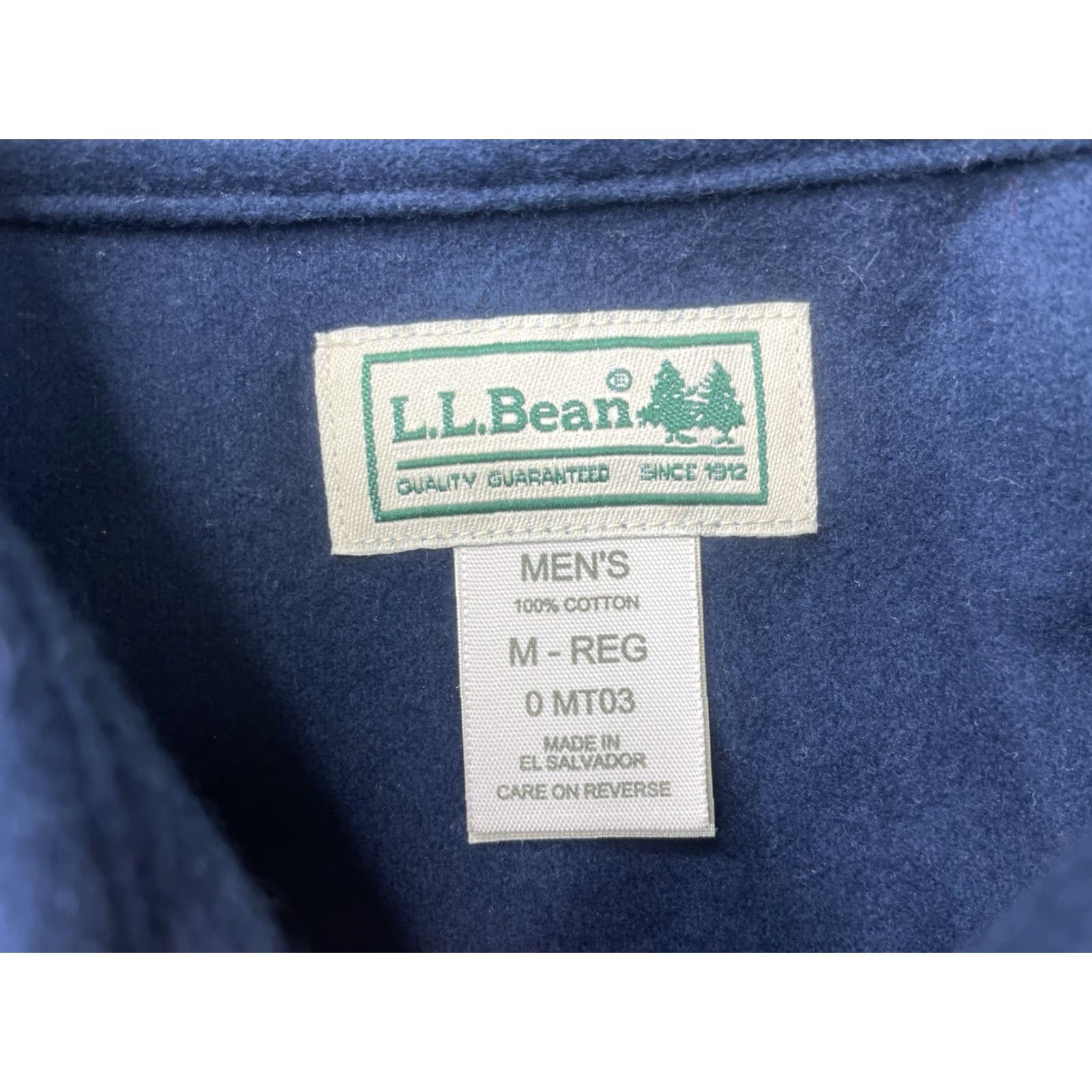 Vintage LL Bean Shirt Mens Medium Navy Blue Chamois Flannel Long Sleeve Button Down Size US M / EU 48-50 / 2 - 3 Thumbnail