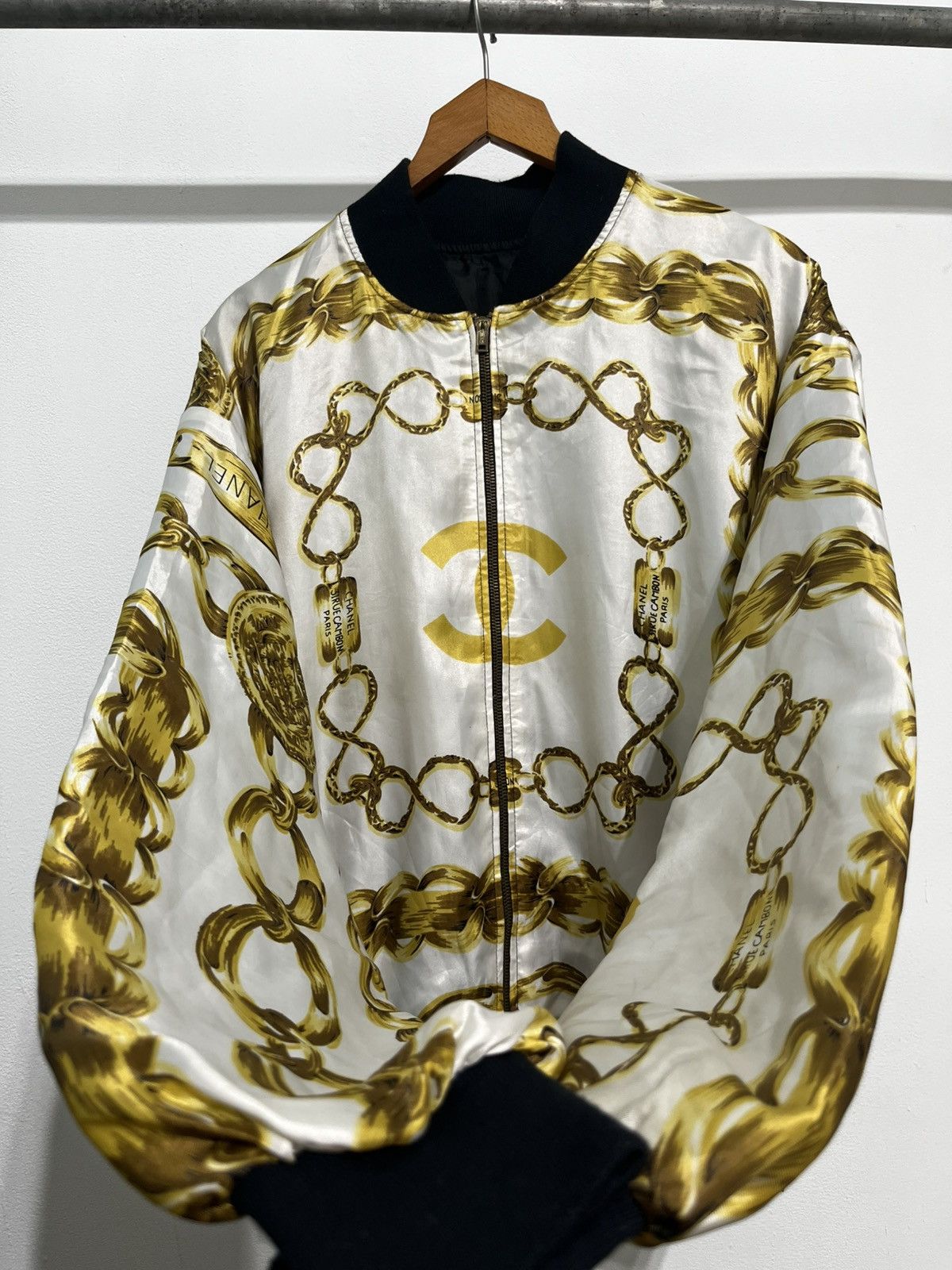 Chanel 1980s Bootleg Chanel Silk Gold Chain Print Bomber Jacket Size US M / EU 48-50 / 2 - 1 Thumbnail