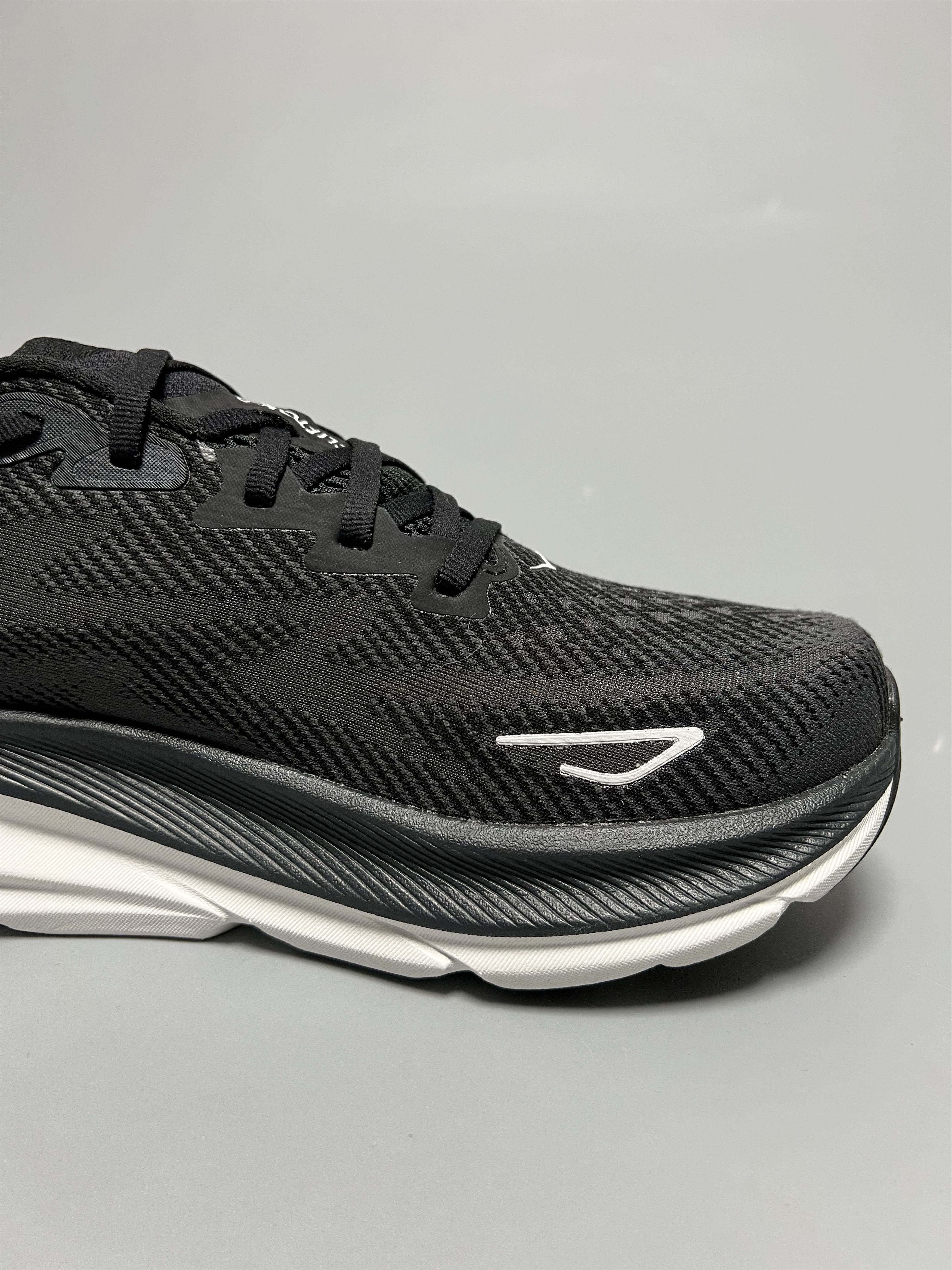 Hoka 8.5B Hoka One One Clifton 9 Running Shoes Walking Gym Size US 8.5 / IT 38.5 - 7 Thumbnail
