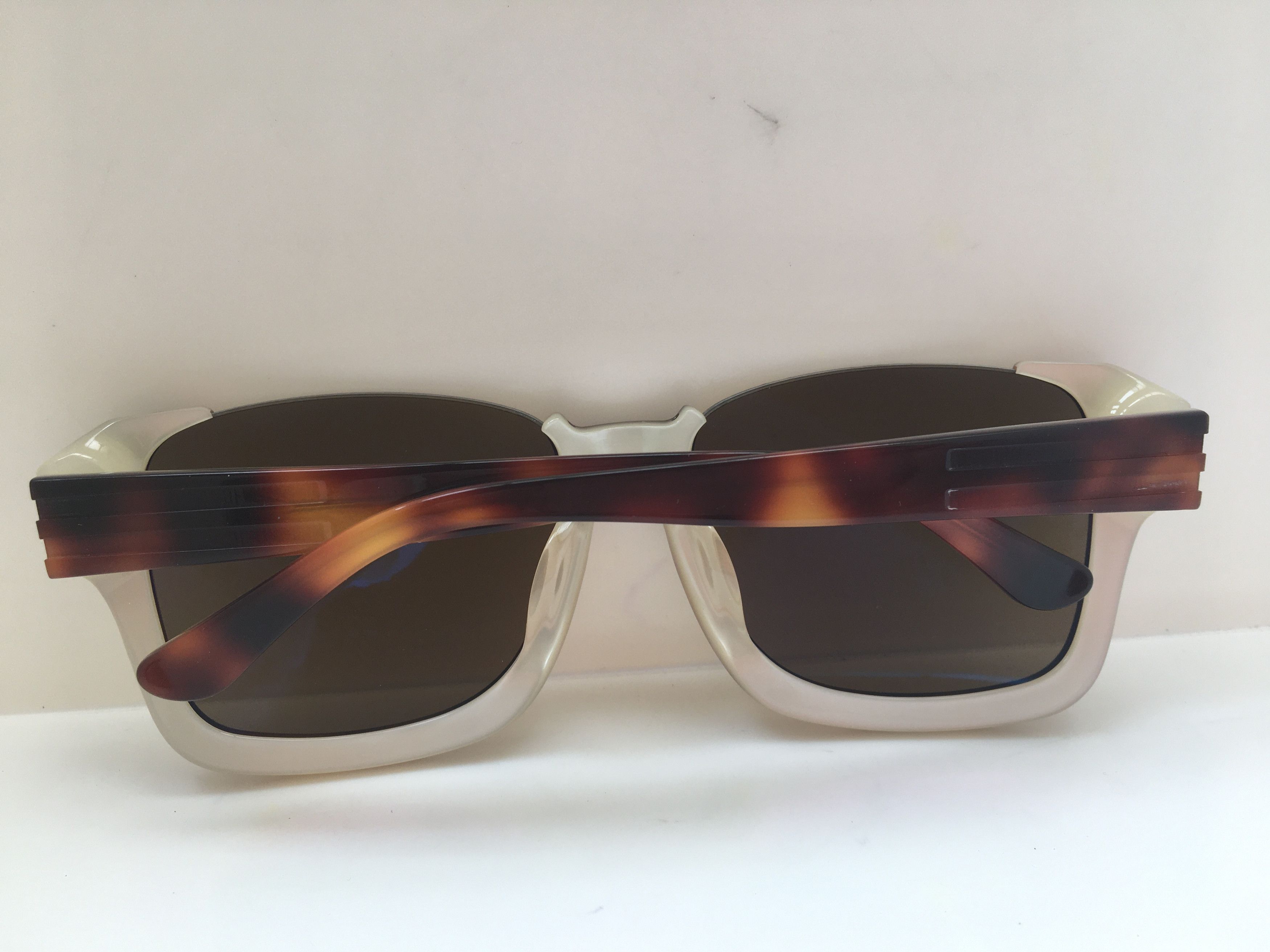 Other Rain Handmade Tortoise ROCKABILLY Oversize Sunglasses Size ONE SIZE - 7 Thumbnail