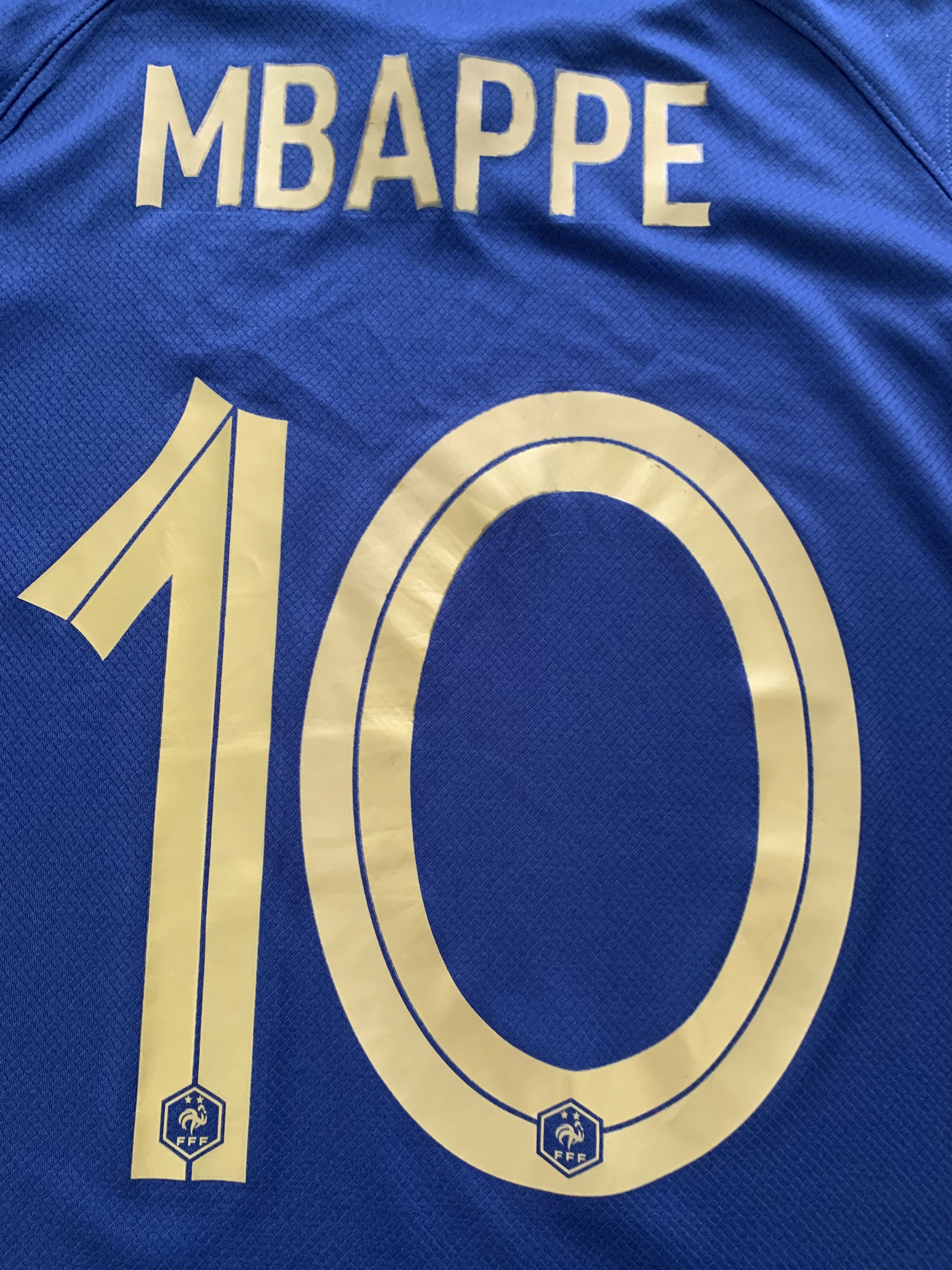 Nike Youth Nike France Mbappe 10 Home Football Shirt 2019 Size US XS / EU 42 / 0 - 4 Thumbnail
