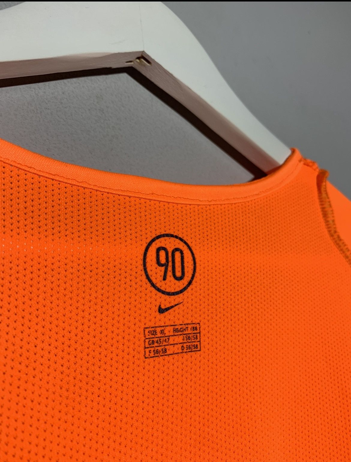 Vintage Netherlands Nike 2004 Vintage Y2k Streetwear Football Shirt Size US XL / EU 56 / 4 - 6 Thumbnail