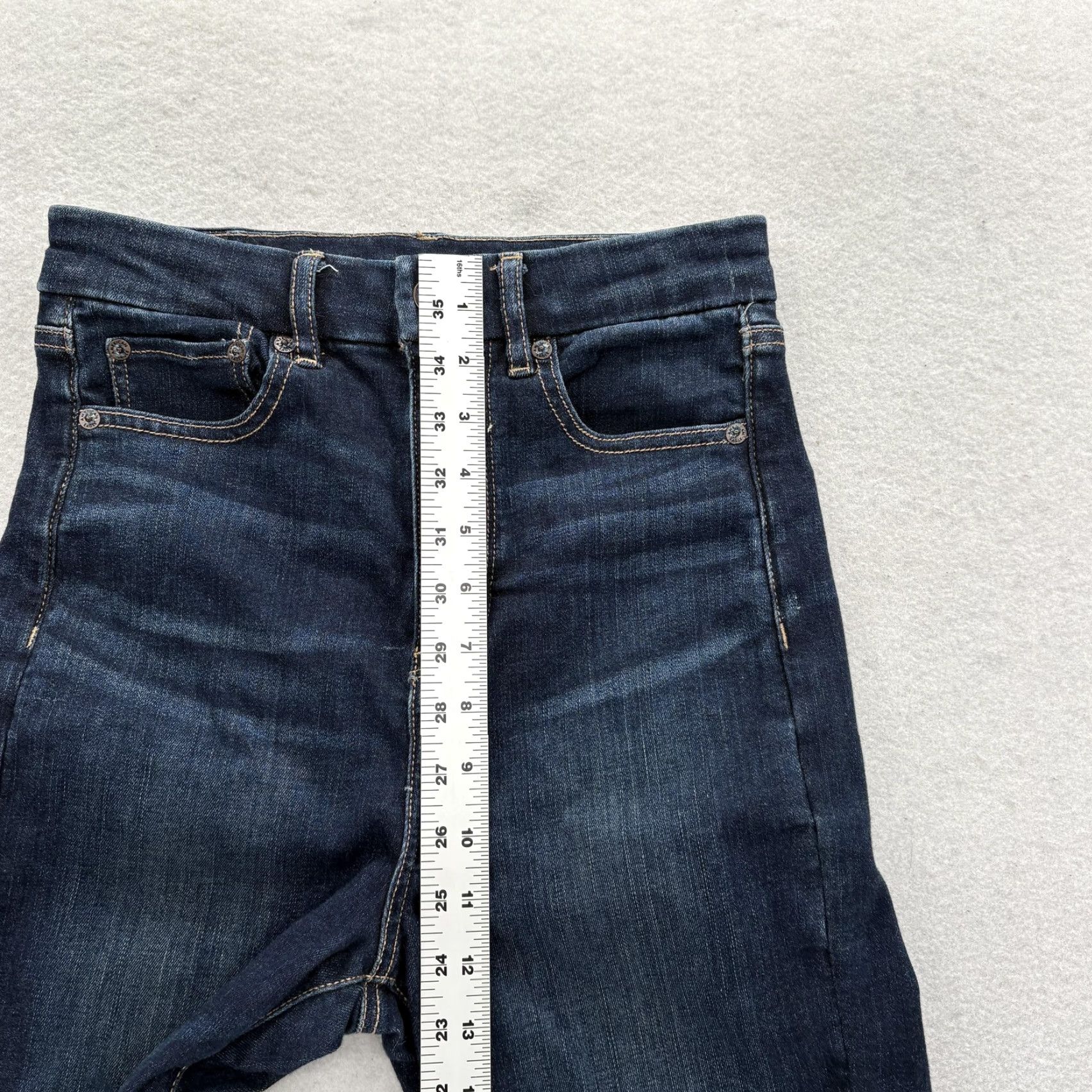 American Eagle Outfitters American Eagle Curvy Highest Rise Flare Jeans Womens 4 Blue Dark Wash XS-Short 5-Pocket Denim N/A Menus Ladies Size 27" / US 4 / IT 40 - 7 Thumbnail
