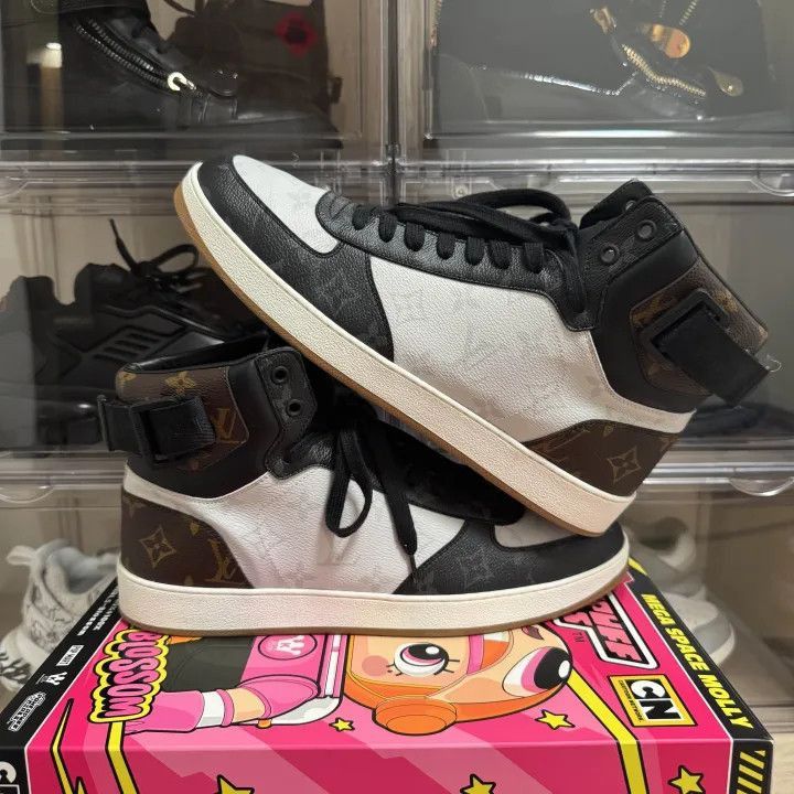 Louis Vuitton Rivoli High-Top Fashion Sneakers -2508