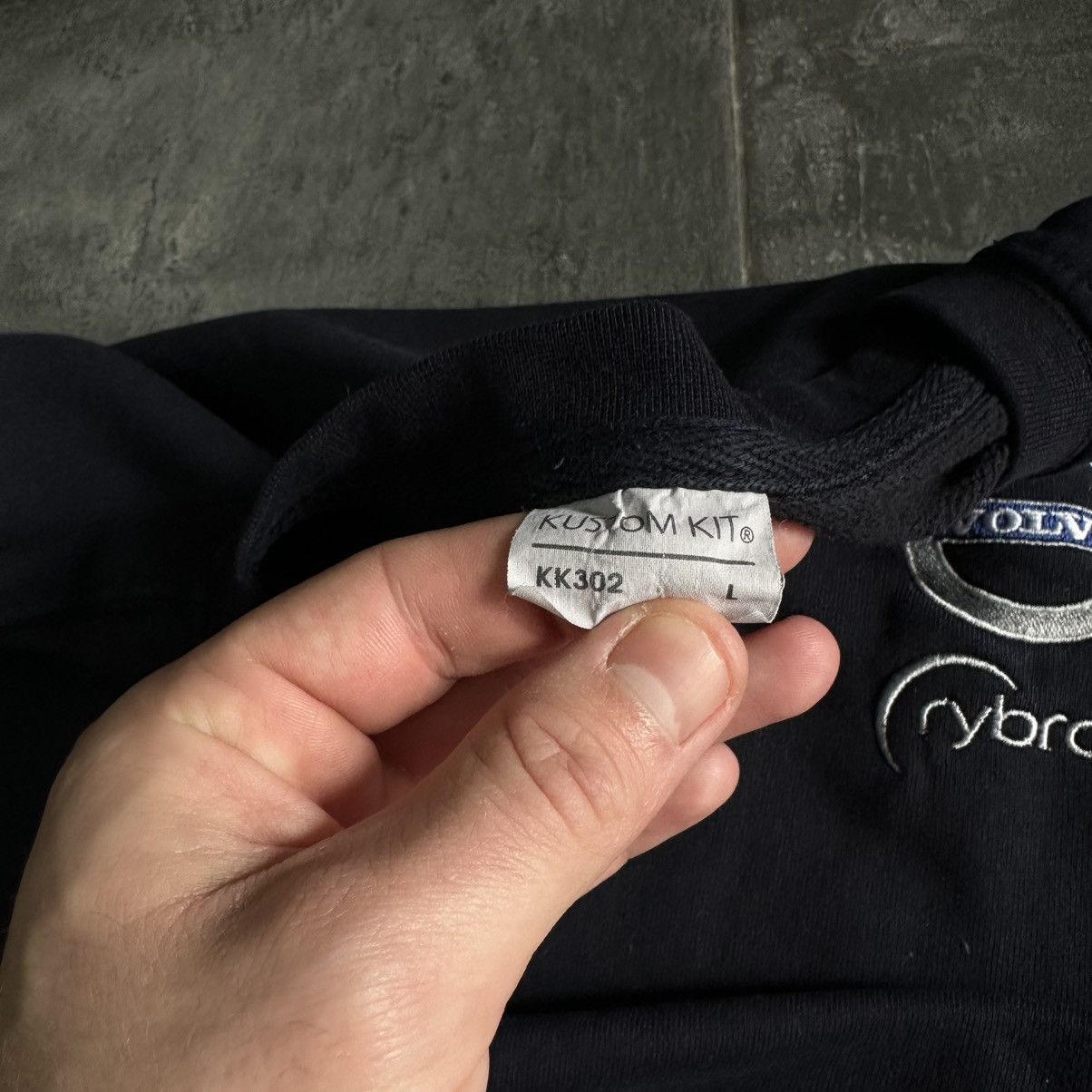Designer × Vintage Vintage Sweatshirt Volvo Small Logo Y2K 00s USA Size US L / EU 52-54 / 3 - 6 Thumbnail