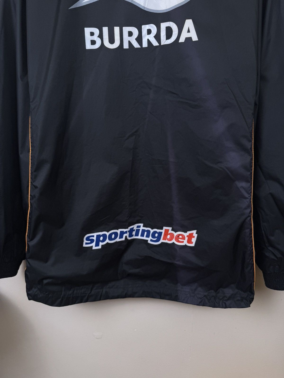 Other WOLVERHAMPTON WOLVES 2011/2012 FOOTBALL JACKET BURRDA sz XL Size US XL / EU 56 / 4 - 19 Thumbnail