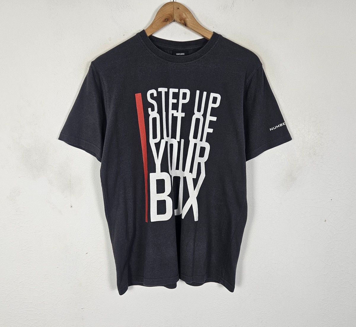 Number (N)ine Marlboro x Number Nine Step Up Out Of Your Box Size US L / EU 52-54 / 3 - 2 Thumbnail